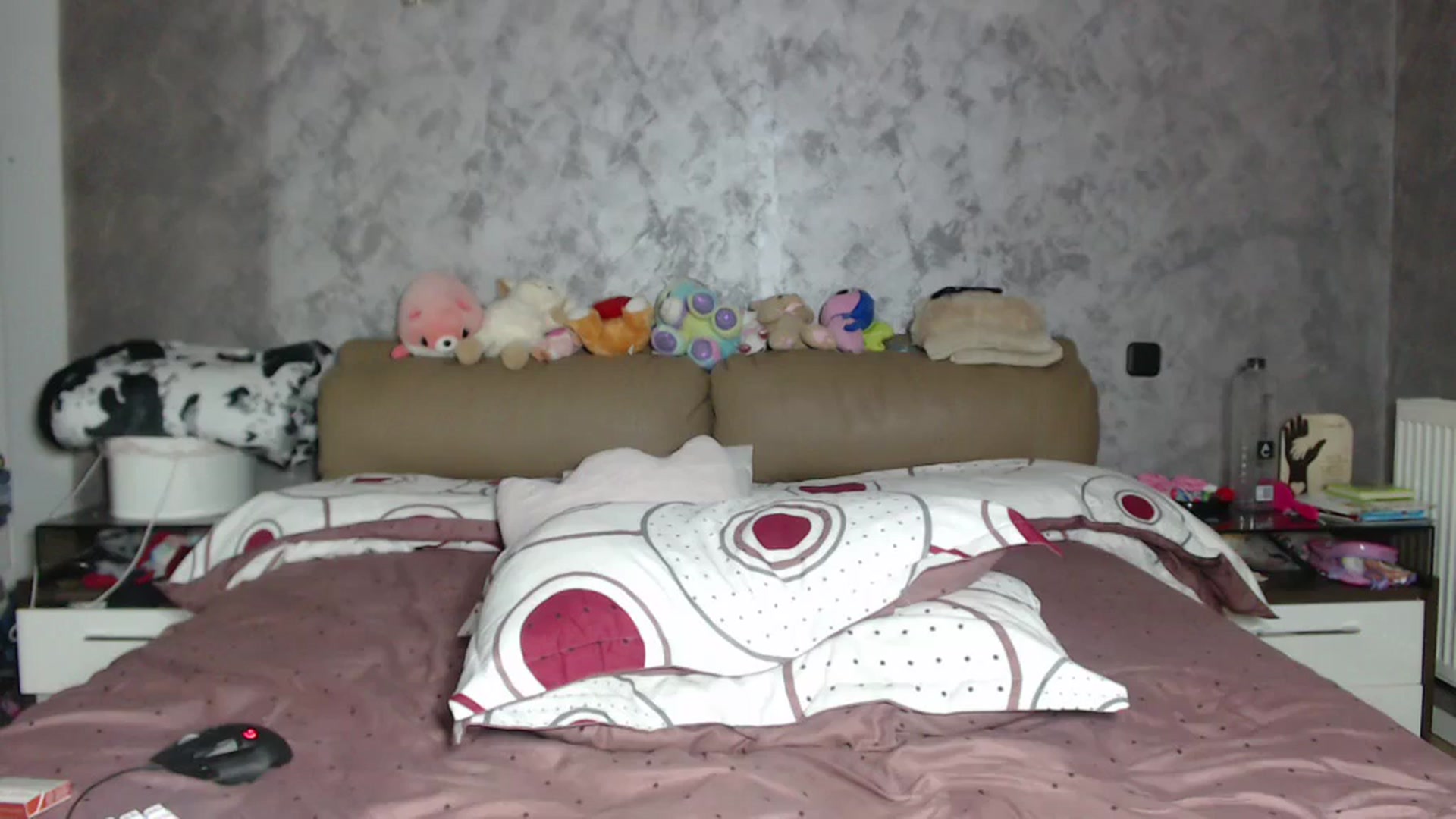 Gallery image thumbnail from Littlegirl25's myfreecams stream on, 07/11/2024, 09:12 image 10 of 20