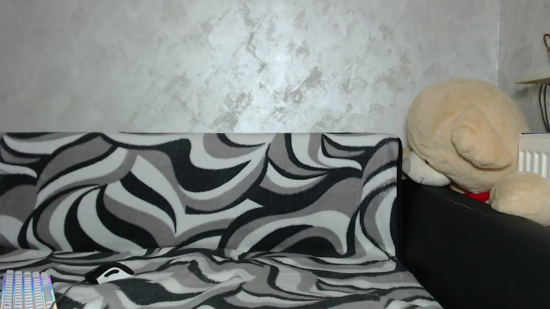 Gallery image thumbnail from Littlegirl25's myfreecams stream on, 07/19/2024, 09:37 image 1 of 20