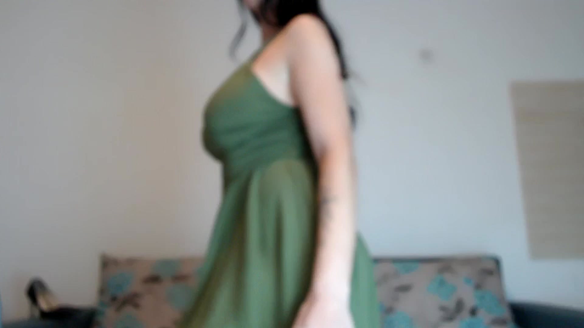 Gallery image thumbnail from Littlegirl25's myfreecams stream on, 11/30/2025, 02:58 image 1 of 20
