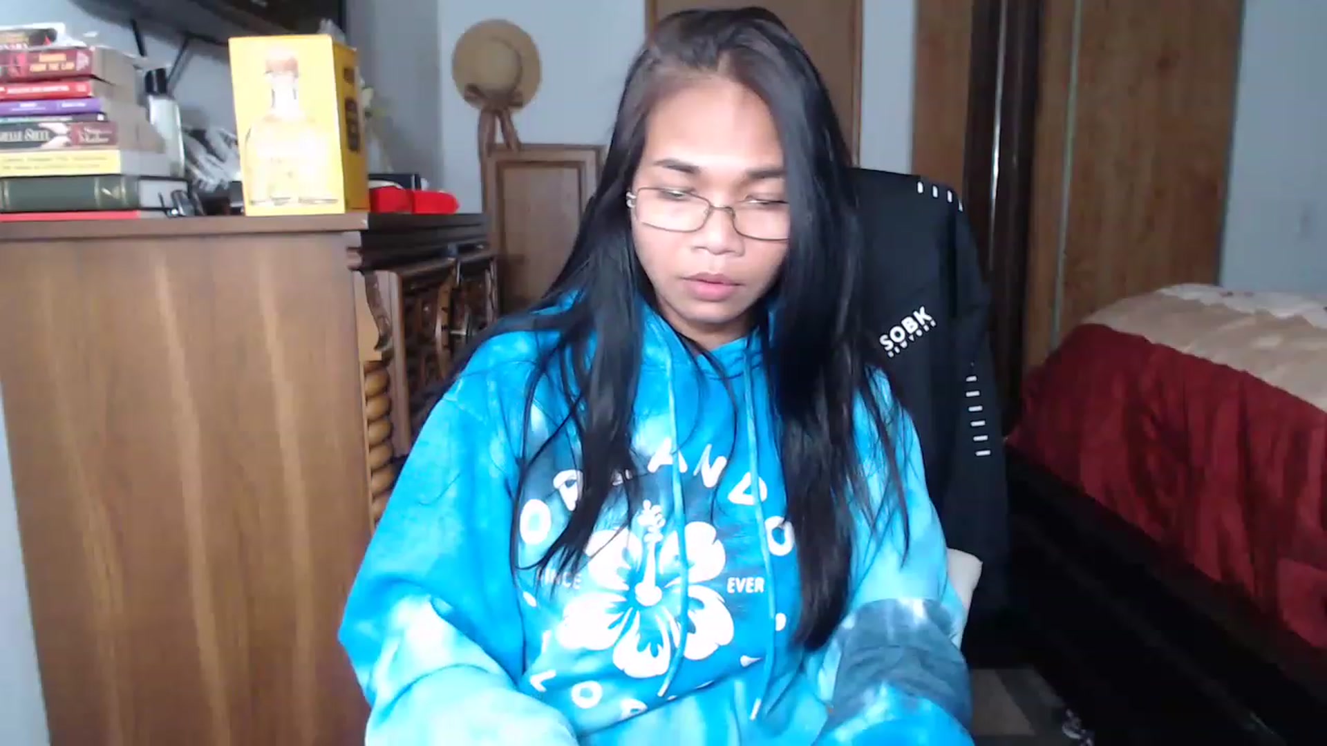 Gallery image thumbnail from Littlekai2023's myfreecams stream on, 11/15/2022, 24:40 image 19 of 20