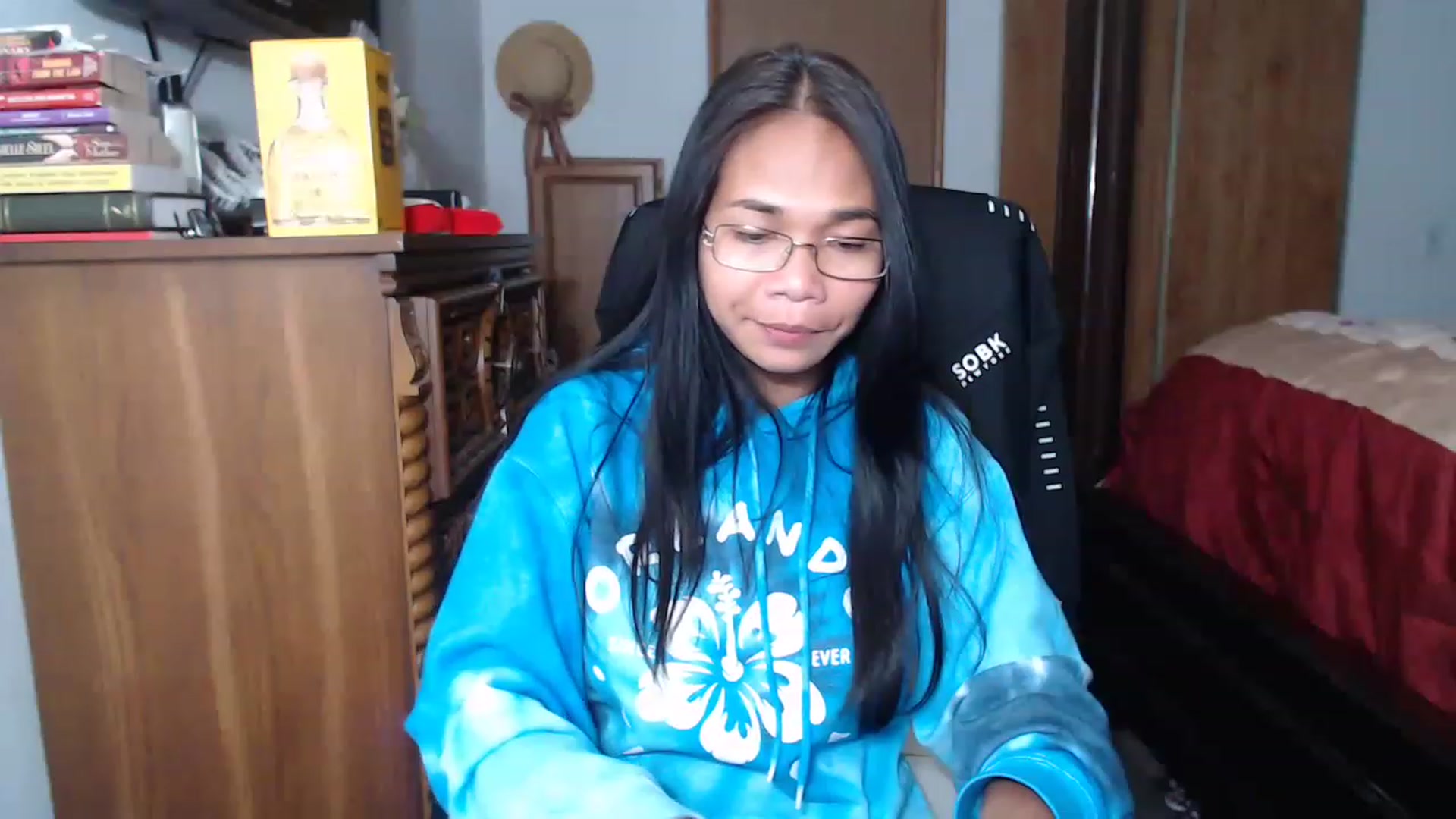 Gallery image thumbnail from Littlekai2023's myfreecams stream on, 11/15/2022, 24:40 image 7 of 20