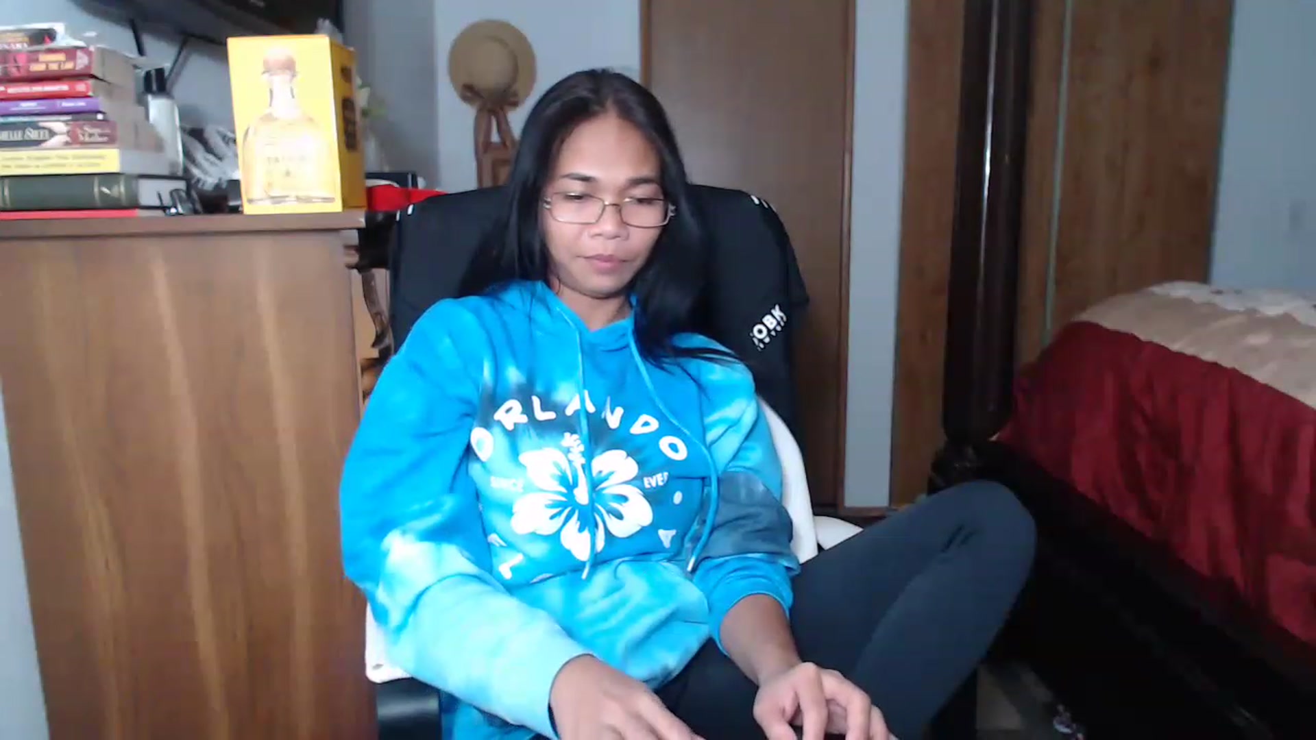 Gallery image thumbnail from Littlekai2023's myfreecams stream on, 11/15/2022, 04:51 image 2 of 20