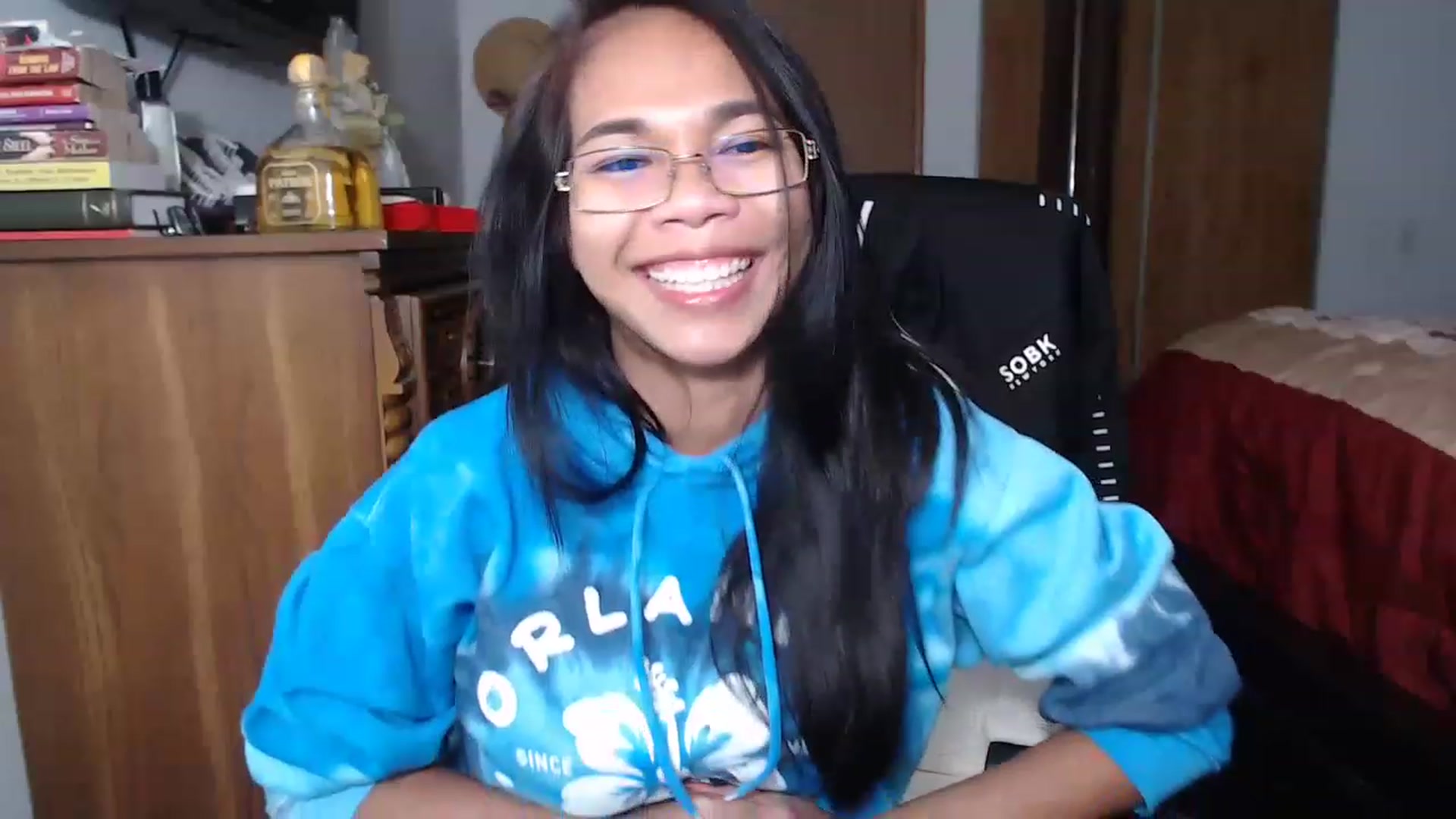 Gallery image thumbnail from Littlekai2023's myfreecams stream on, 11/15/2022, 05:04 image 19 of 20