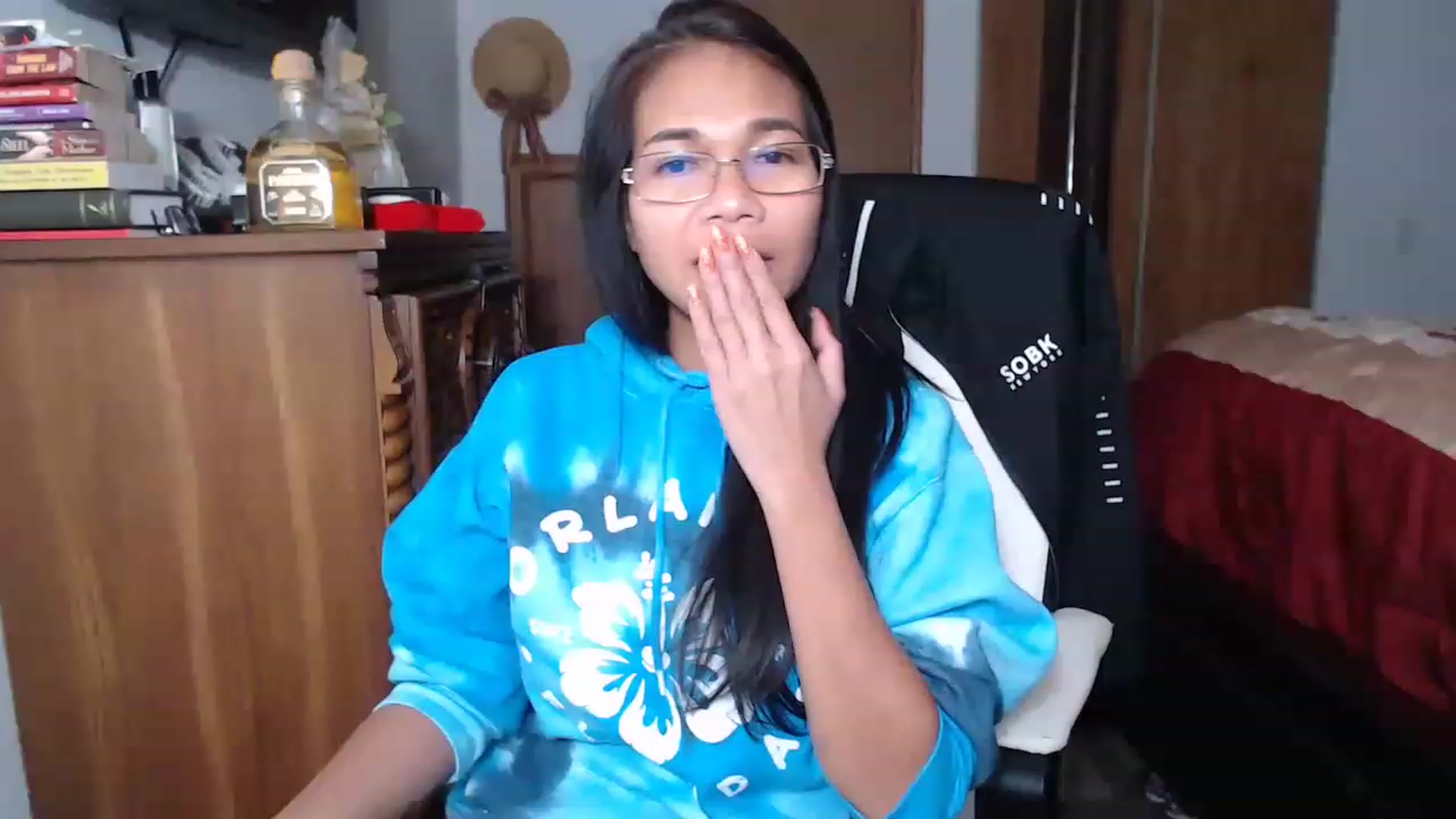 Gallery image thumbnail from Littlekai2023's myfreecams stream on, 11/15/2022, 05:04 image 3 of 20