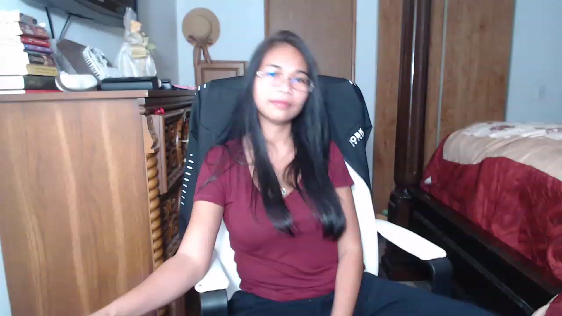 Gallery image thumbnail from Littlekai2023's myfreecams stream on, 11/16/2022, 08:11 image 4 of 20