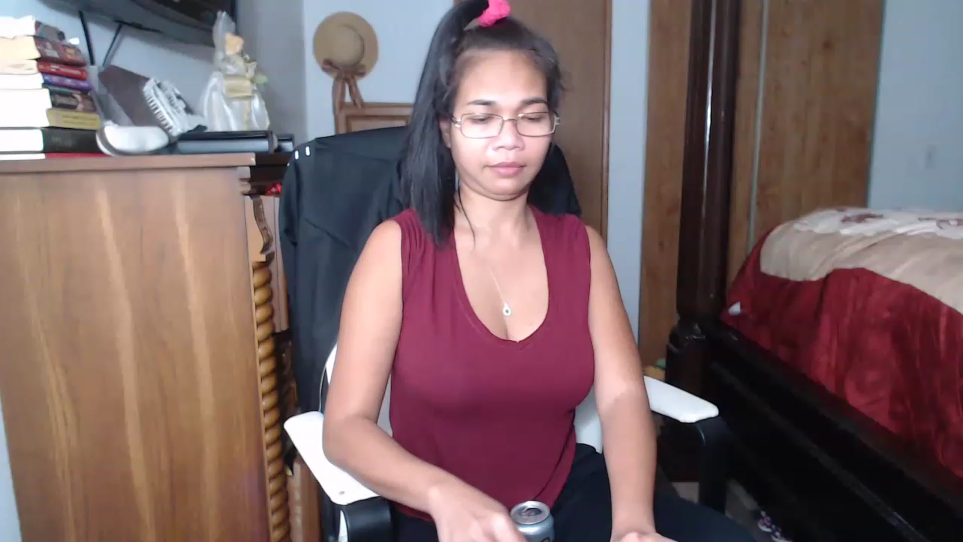 Gallery image thumbnail from Littlekai2023's myfreecams stream on, 11/16/2022, 08:11 image 15 of 20