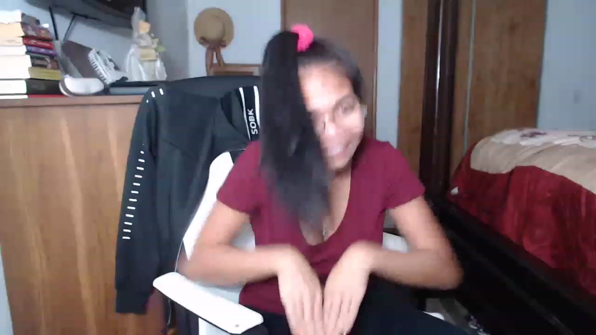 Gallery image thumbnail from Littlekai2023's myfreecams stream on, 11/16/2022, 08:11 image 13 of 20