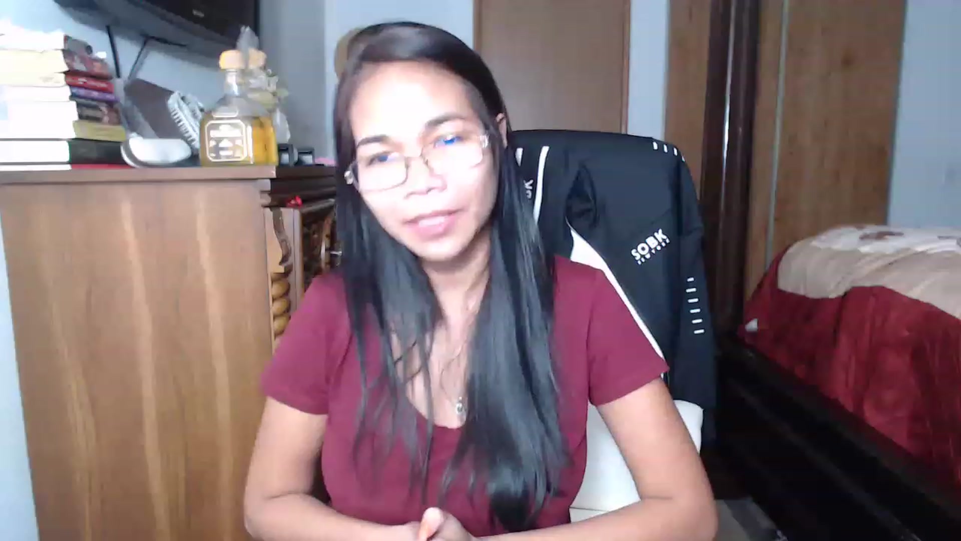 Gallery image thumbnail from Littlekai2023's myfreecams stream on, 11/16/2022, 08:06 image 19 of 20