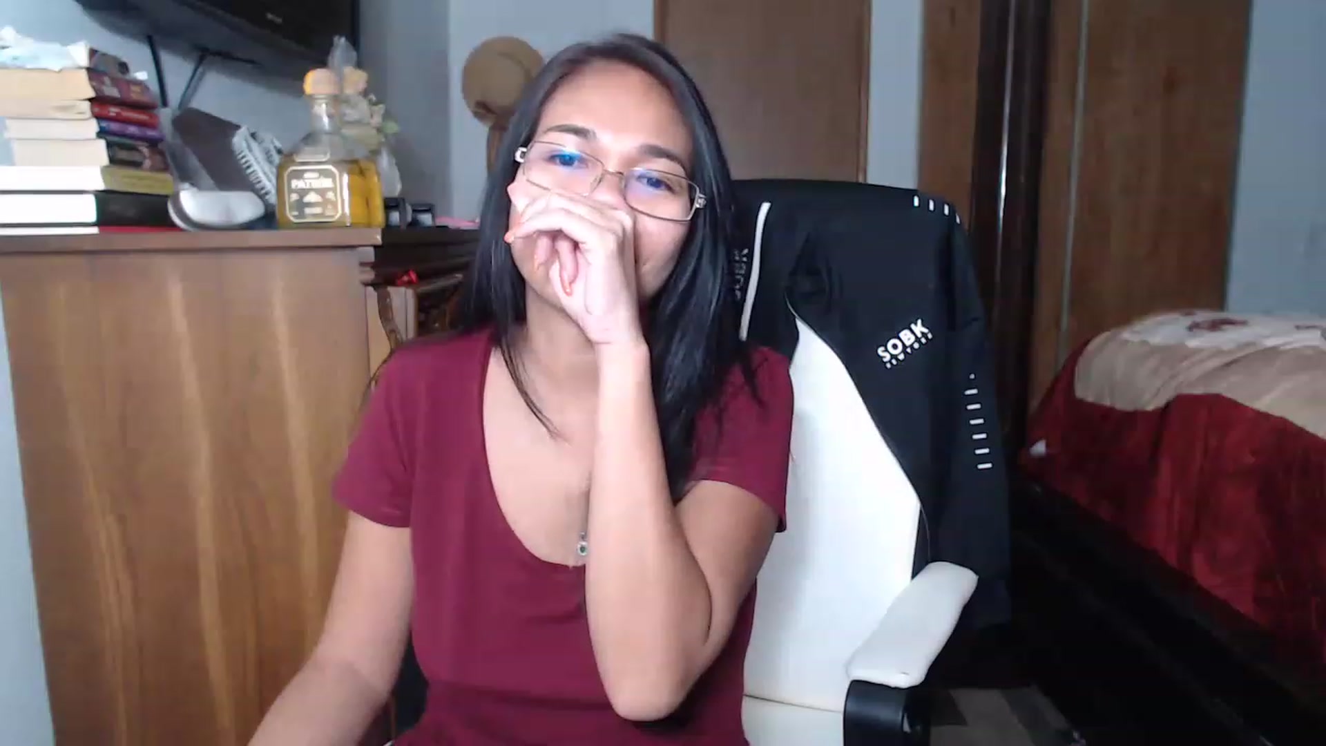 Gallery image thumbnail from Littlekai2023's myfreecams stream on, 11/16/2022, 08:06 image 8 of 20