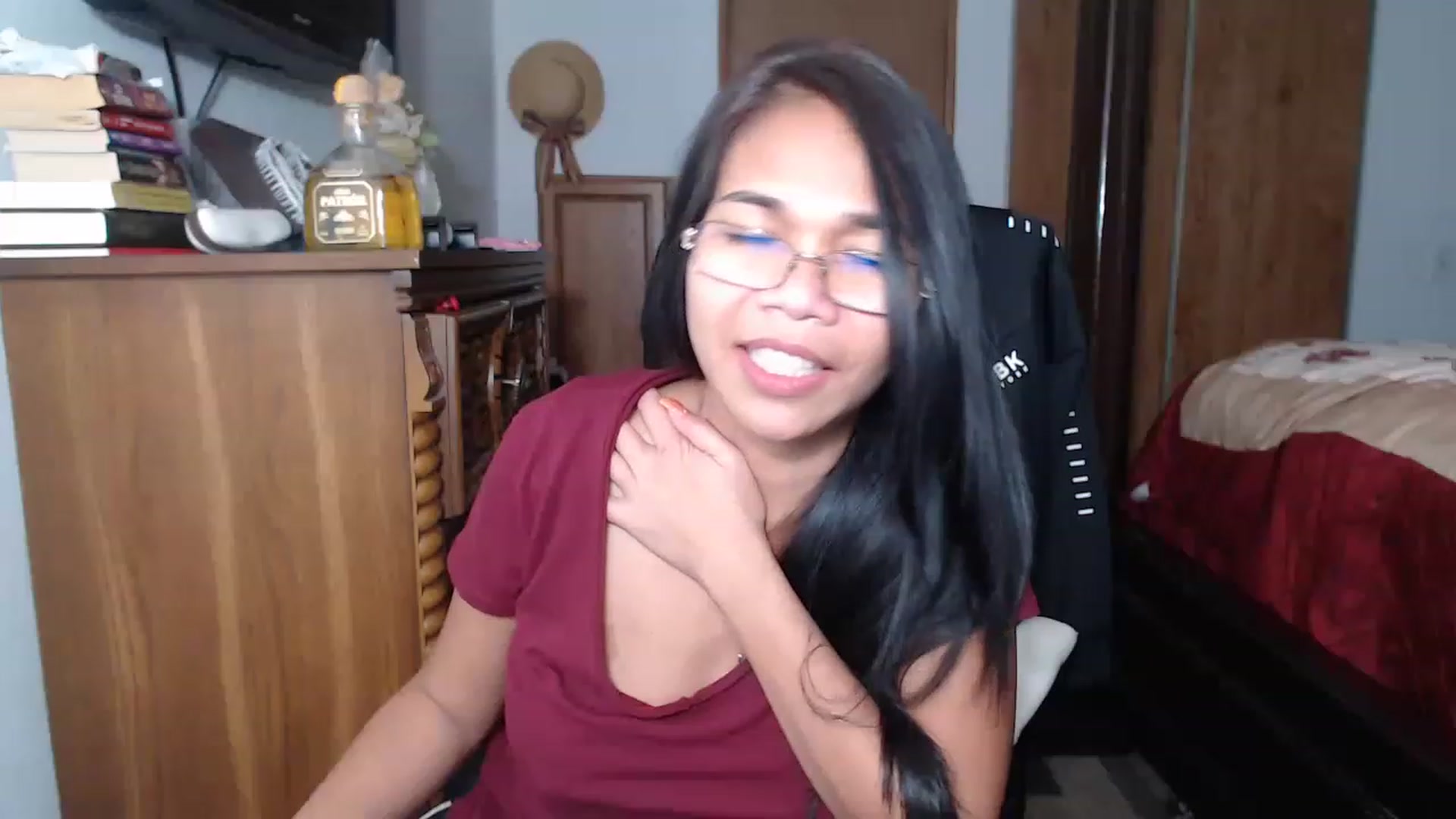 Gallery image thumbnail from Littlekai2023's myfreecams stream on, 11/16/2022, 08:06 image 5 of 20