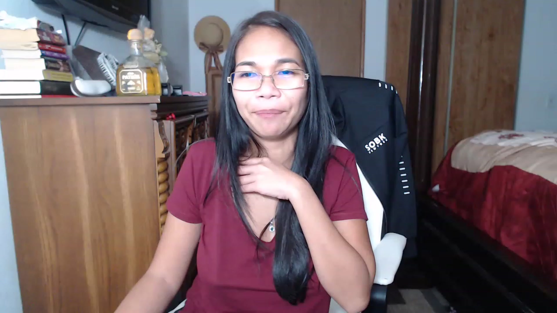 Gallery image thumbnail from Littlekai2023's myfreecams stream on, 11/16/2022, 08:06 image 13 of 20