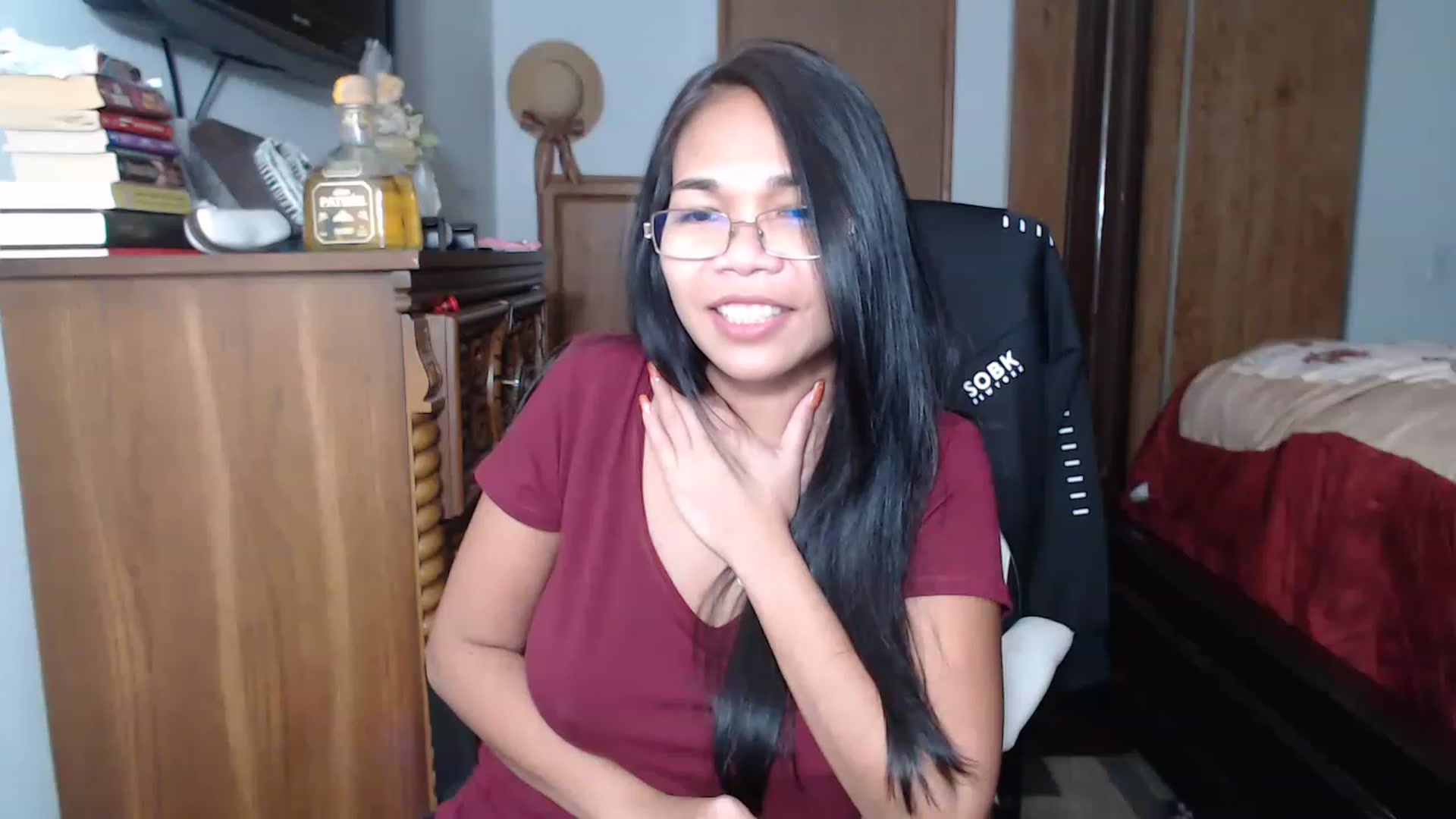 Gallery image thumbnail from Littlekai2023's myfreecams stream on, 11/16/2022, 08:06 image 10 of 20