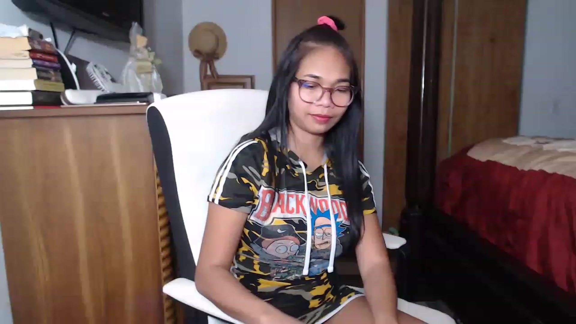 Gallery image thumbnail from Littlekai2023's myfreecams stream on, 11/17/2022, 05:07 image 2 of 20