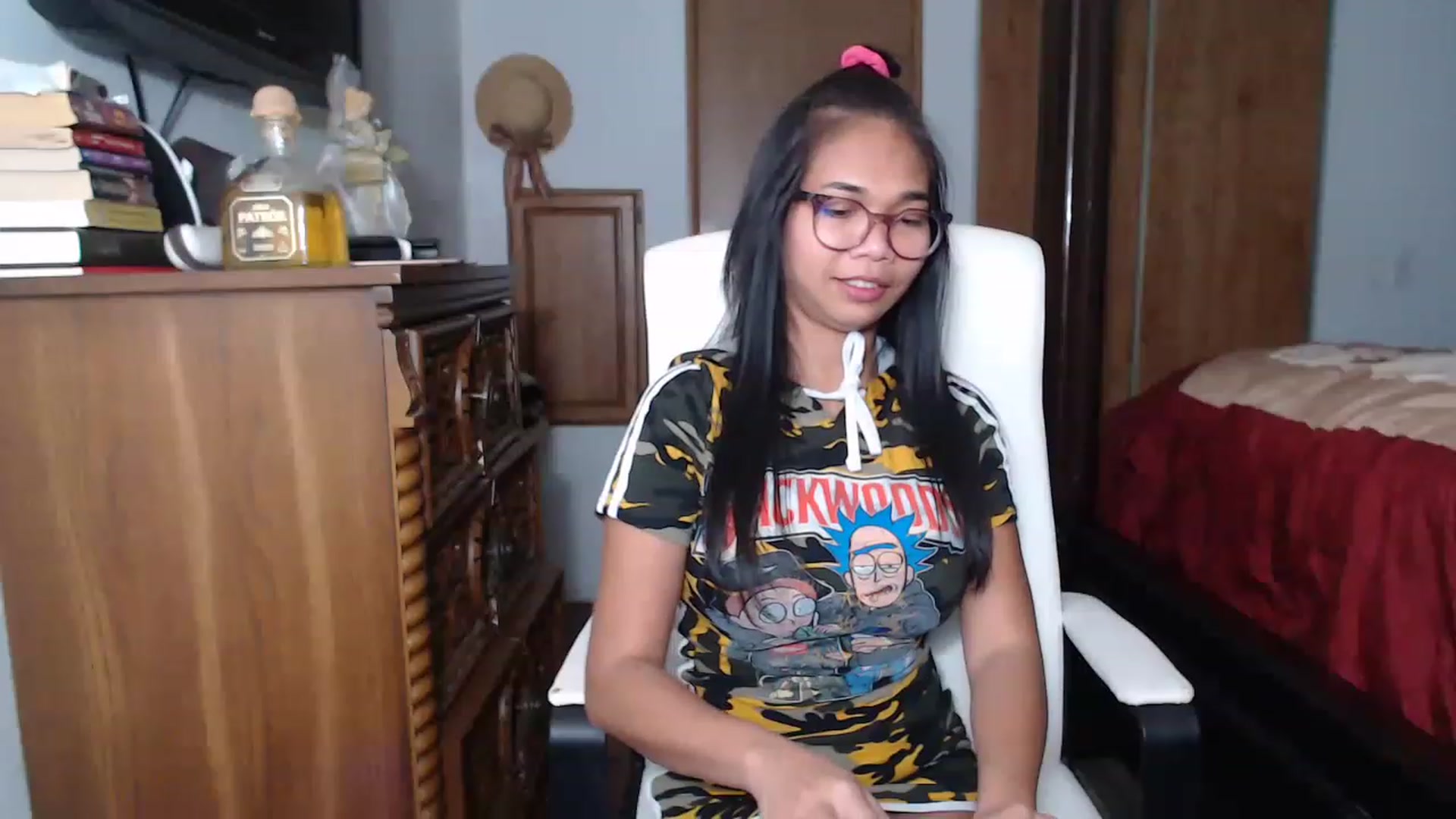 Gallery image thumbnail from Littlekai2023's myfreecams stream on, 11/17/2022, 05:07 image 11 of 20