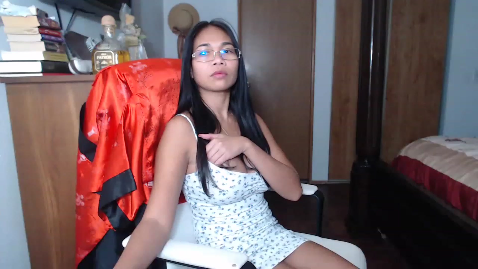 Gallery image thumbnail from Littlekai2023's myfreecams stream on, 11/18/2022, 24:45 image 1 of 20