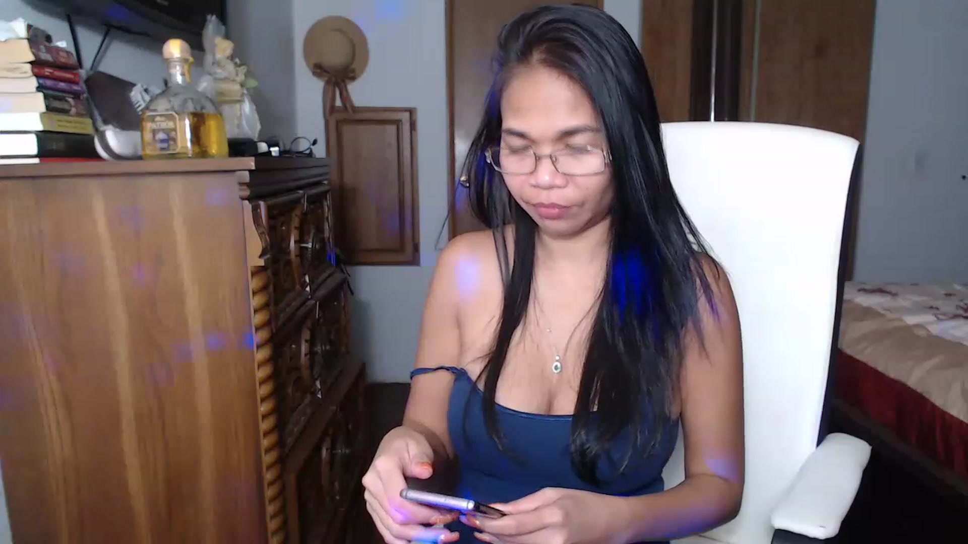 Gallery image thumbnail from Littlekai2023's myfreecams stream on, 11/18/2022, 04:45 image 18 of 20