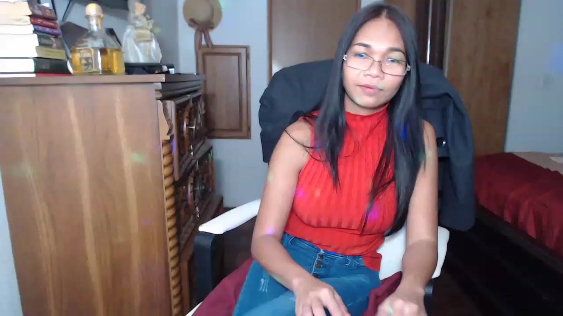 Gallery image thumbnail from Littlekai2023's myfreecams stream on, 11/19/2022, 07:37 image 1 of 20