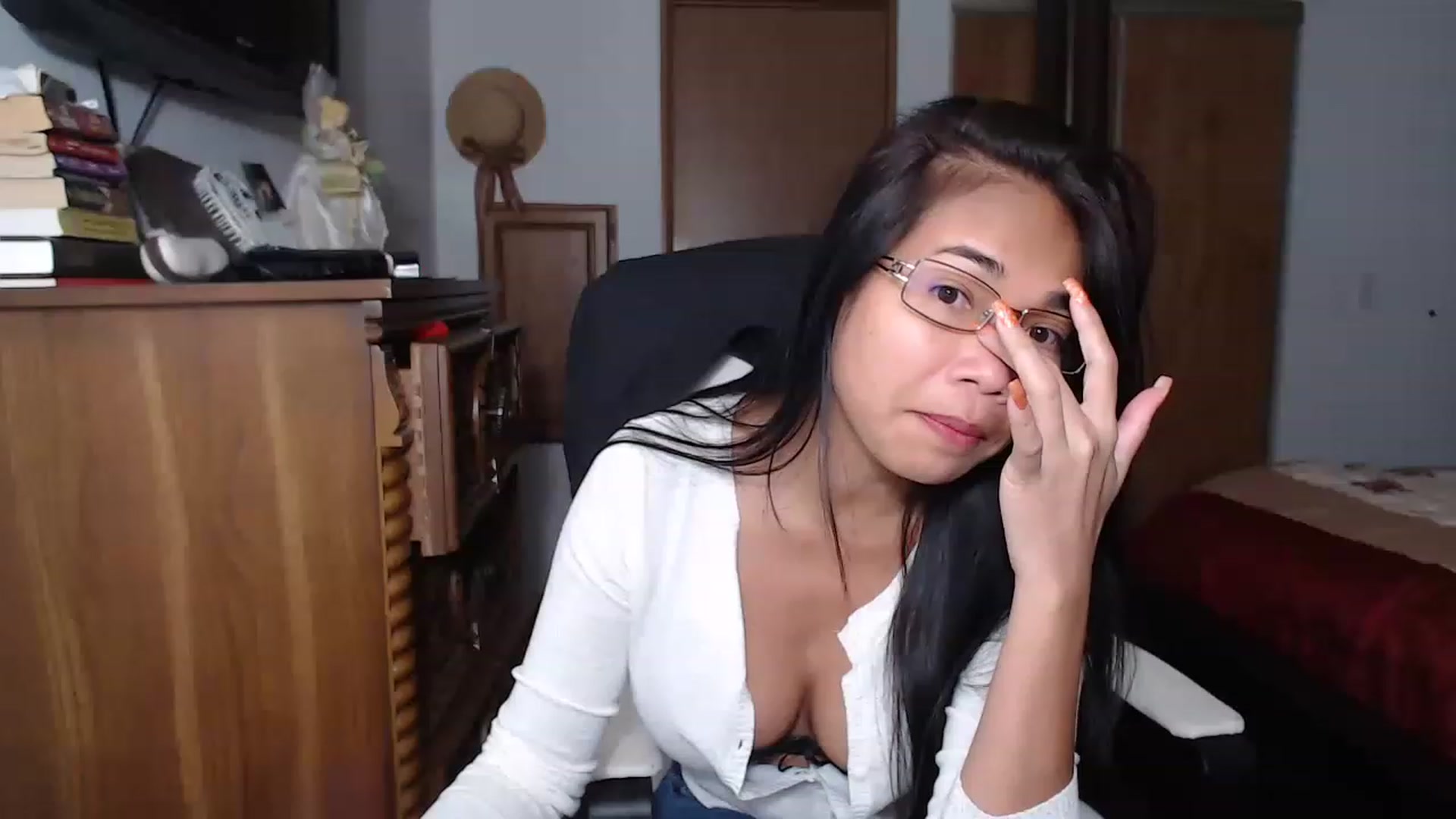 Gallery image thumbnail from Littlekai2023's myfreecams stream on, 11/20/2022, 01:10 image 2 of 20