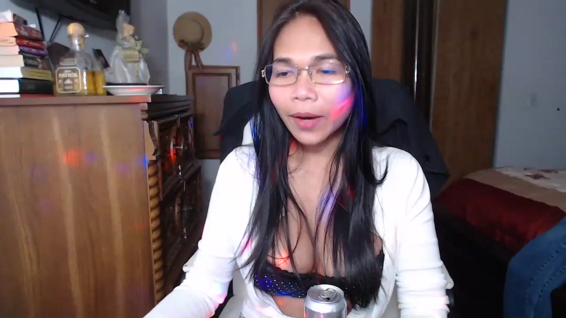 Gallery image thumbnail from Littlekai2023's myfreecams stream on, 11/20/2022, 01:10 image 13 of 20