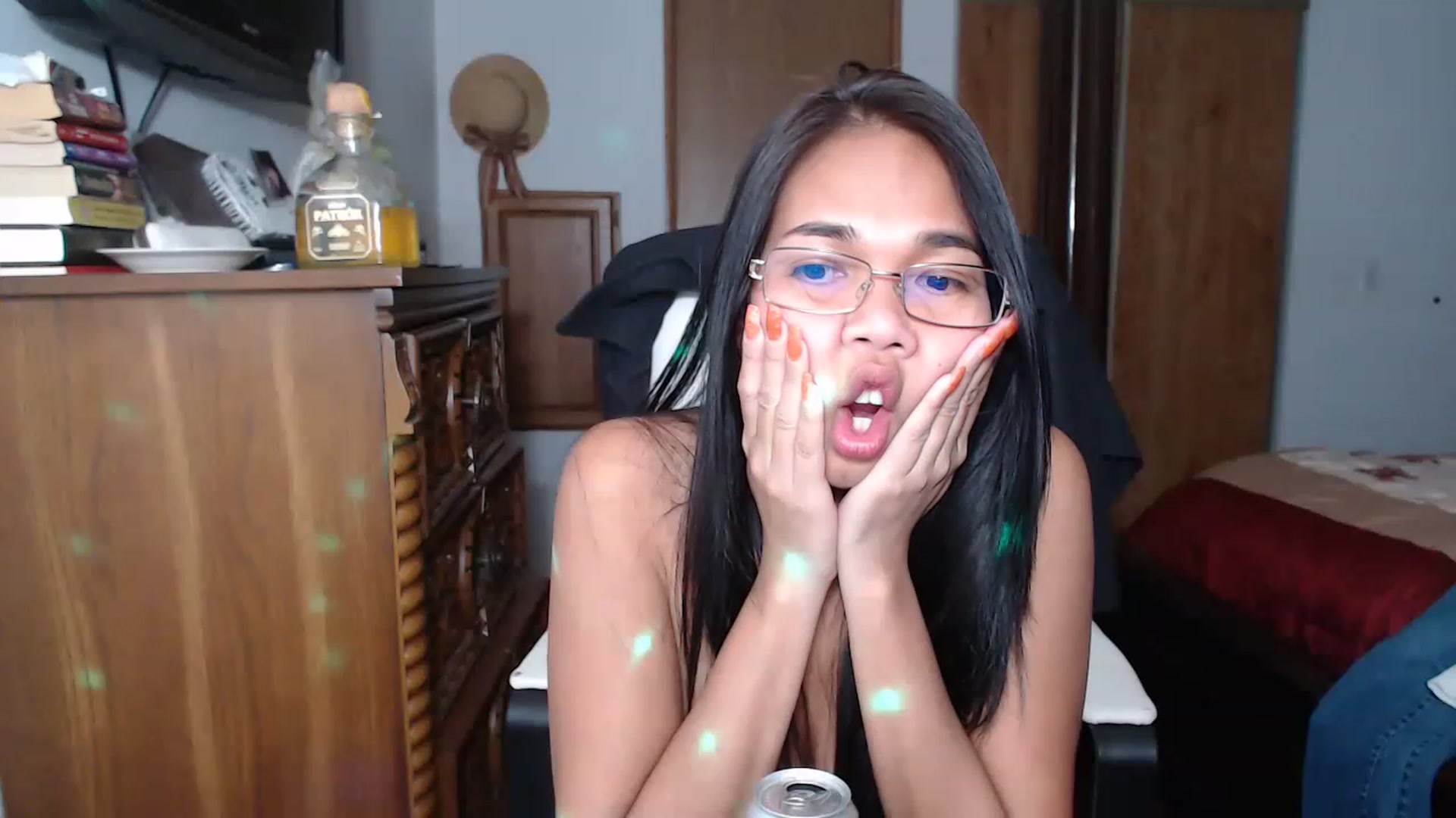 Gallery image thumbnail from Littlekai2023's myfreecams stream on, 11/20/2022, 02:23 image 10 of 20