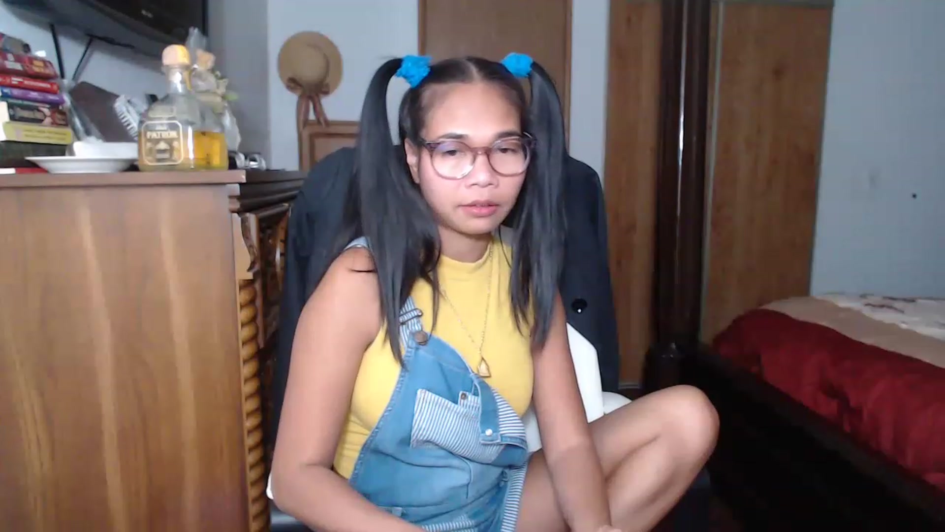 Gallery image thumbnail from Littlekai2023's myfreecams stream on, 11/21/2022, 01:26 image 11 of 20