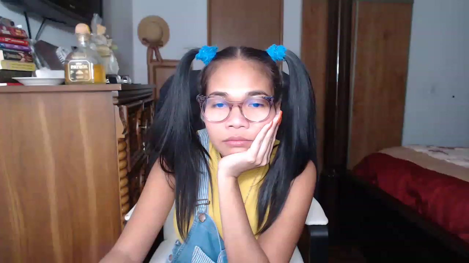 Gallery image thumbnail from Littlekai2023's myfreecams stream on, 11/21/2022, 01:26 image 8 of 20