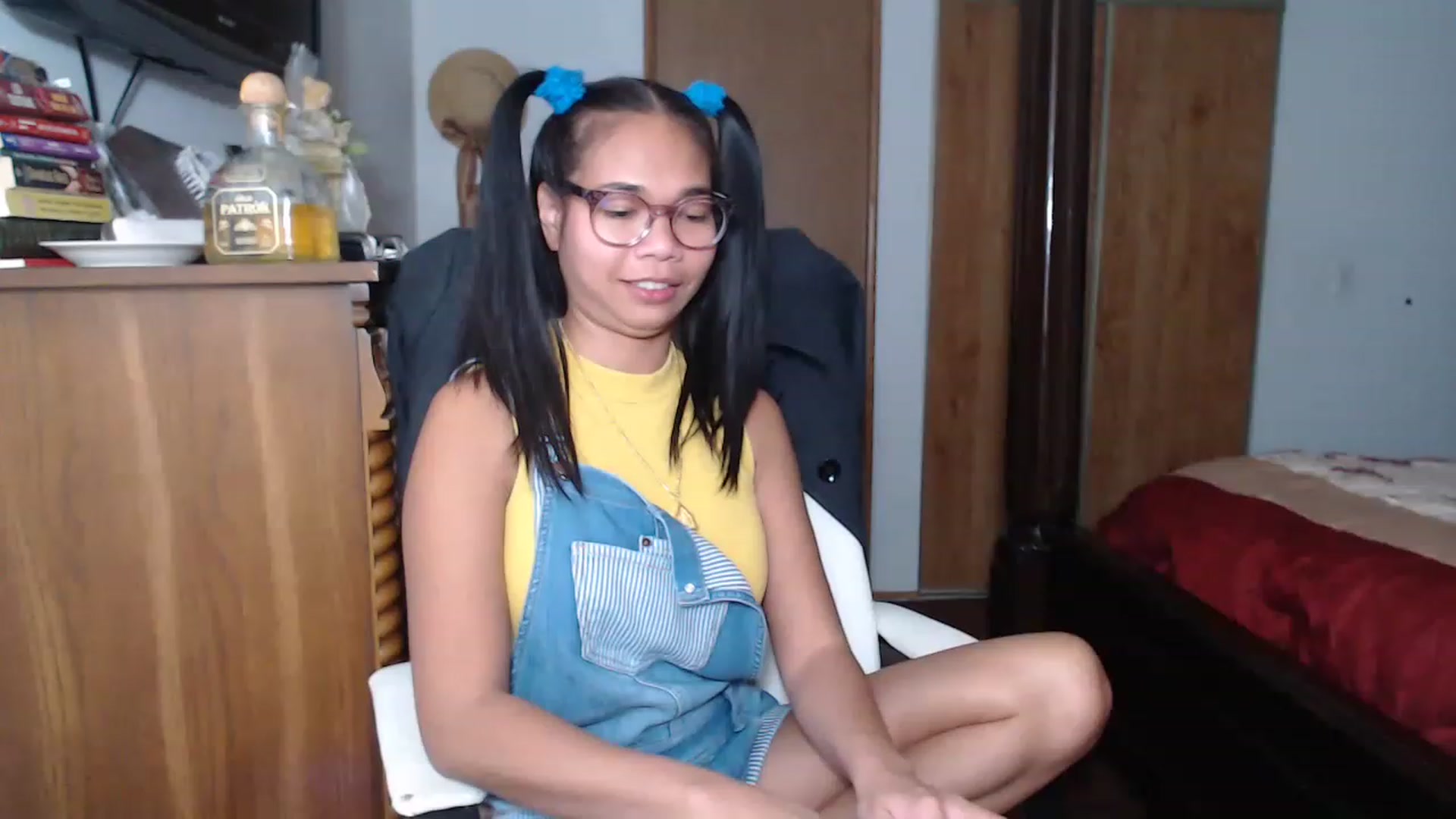 Gallery image thumbnail from Littlekai2023's myfreecams stream on, 11/21/2022, 03:40 image 1 of 20