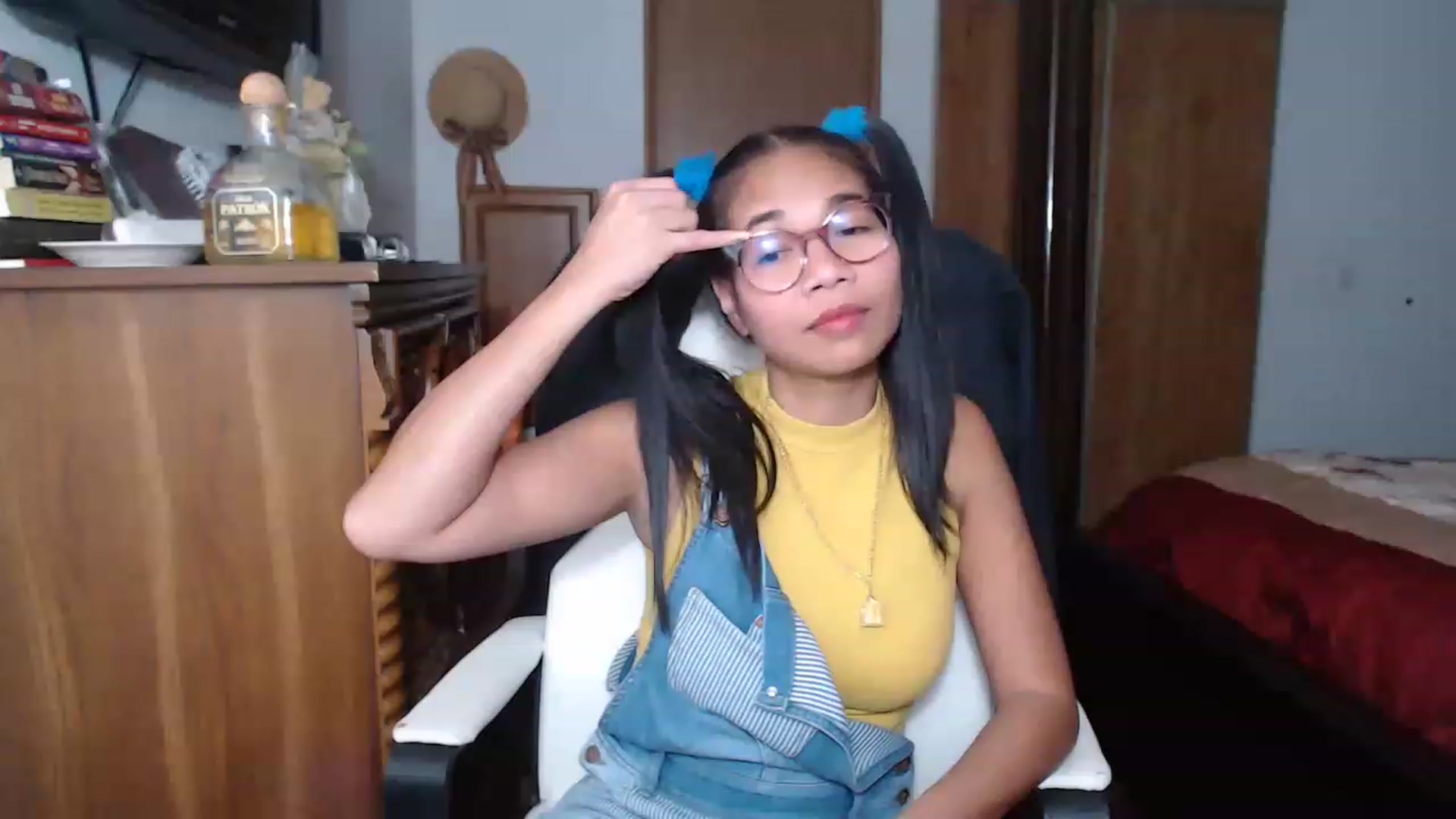 Gallery image thumbnail from Littlekai2023's myfreecams stream on, 11/21/2022, 03:40 image 4 of 20