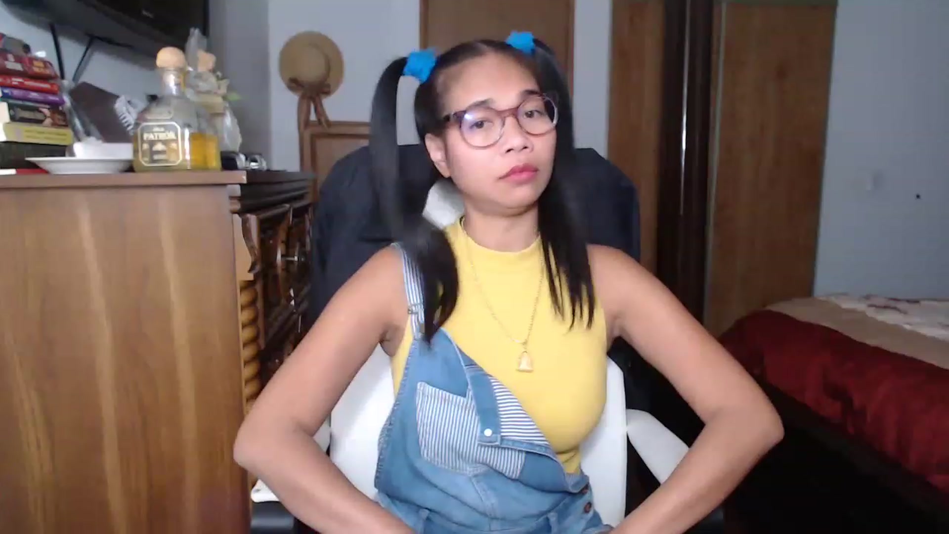 Gallery image thumbnail from Littlekai2023's myfreecams stream on, 11/21/2022, 03:40 image 2 of 20