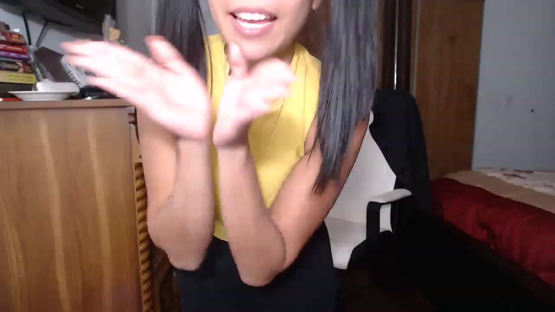 Gallery image thumbnail from Littlekai2023's myfreecams stream on, 11/21/2022, 04:26 image 20 of 20