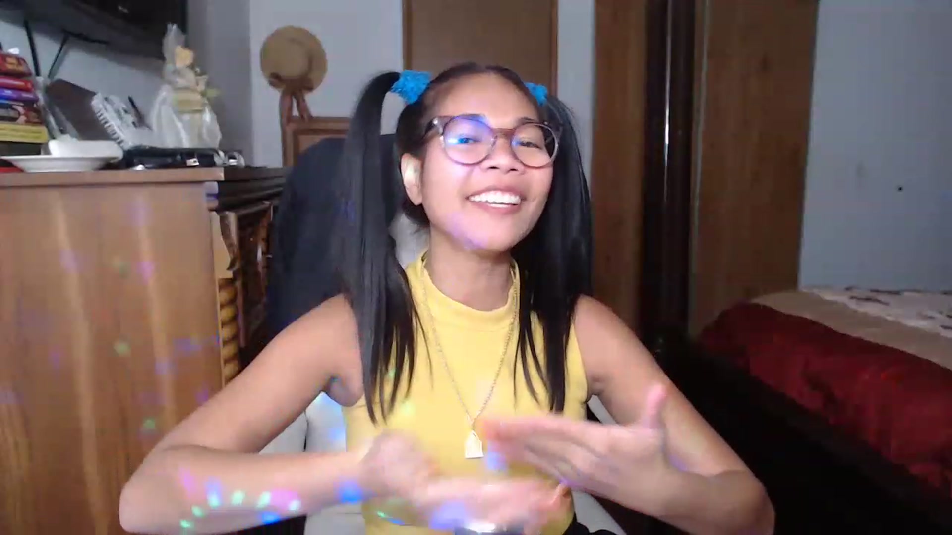 Gallery image thumbnail from Littlekai2023's myfreecams stream on, 11/21/2022, 04:26 image 13 of 20