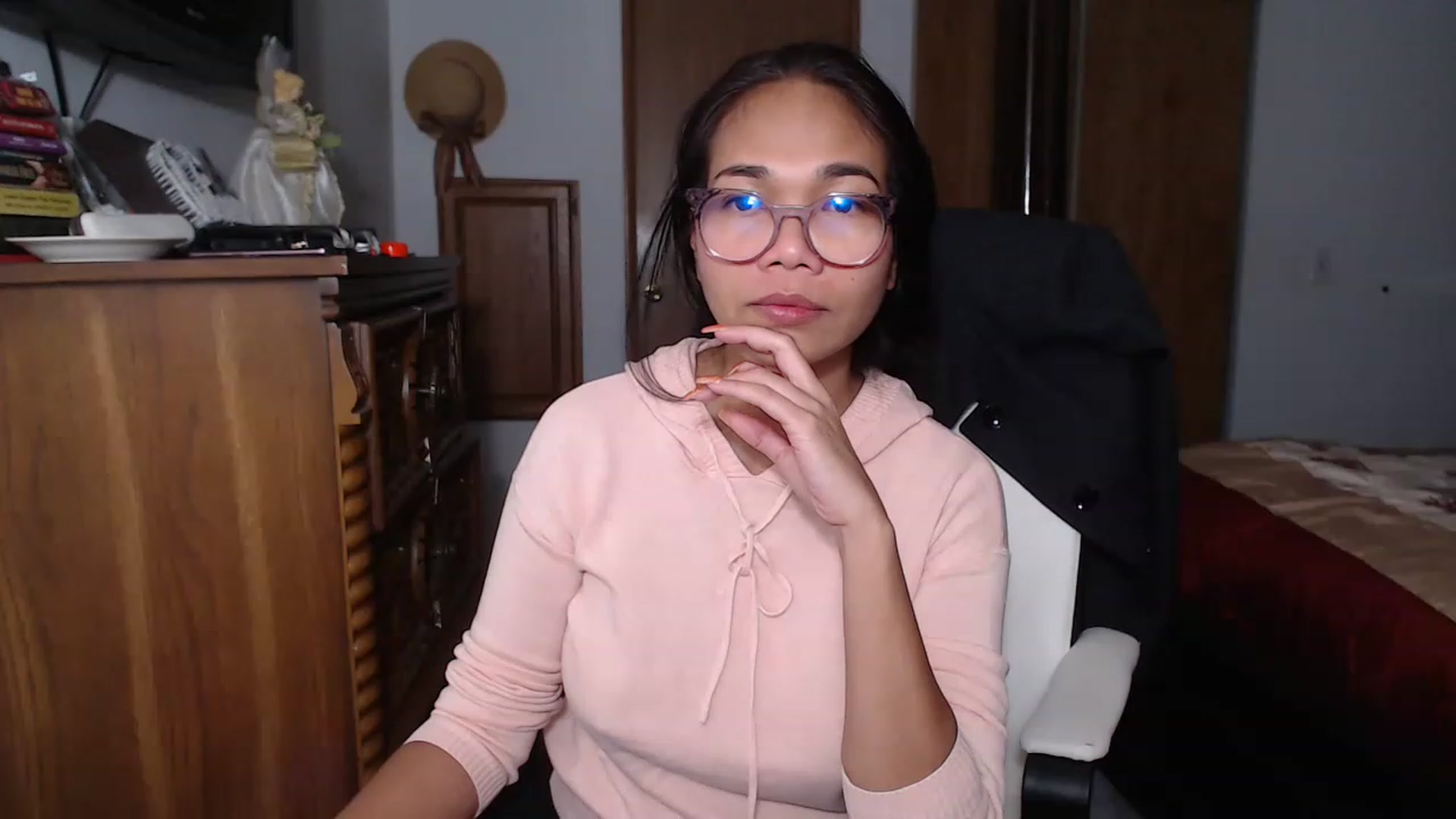 Gallery image thumbnail from Littlekai2023's myfreecams stream on, 11/23/2022, 02:09 image 2 of 20