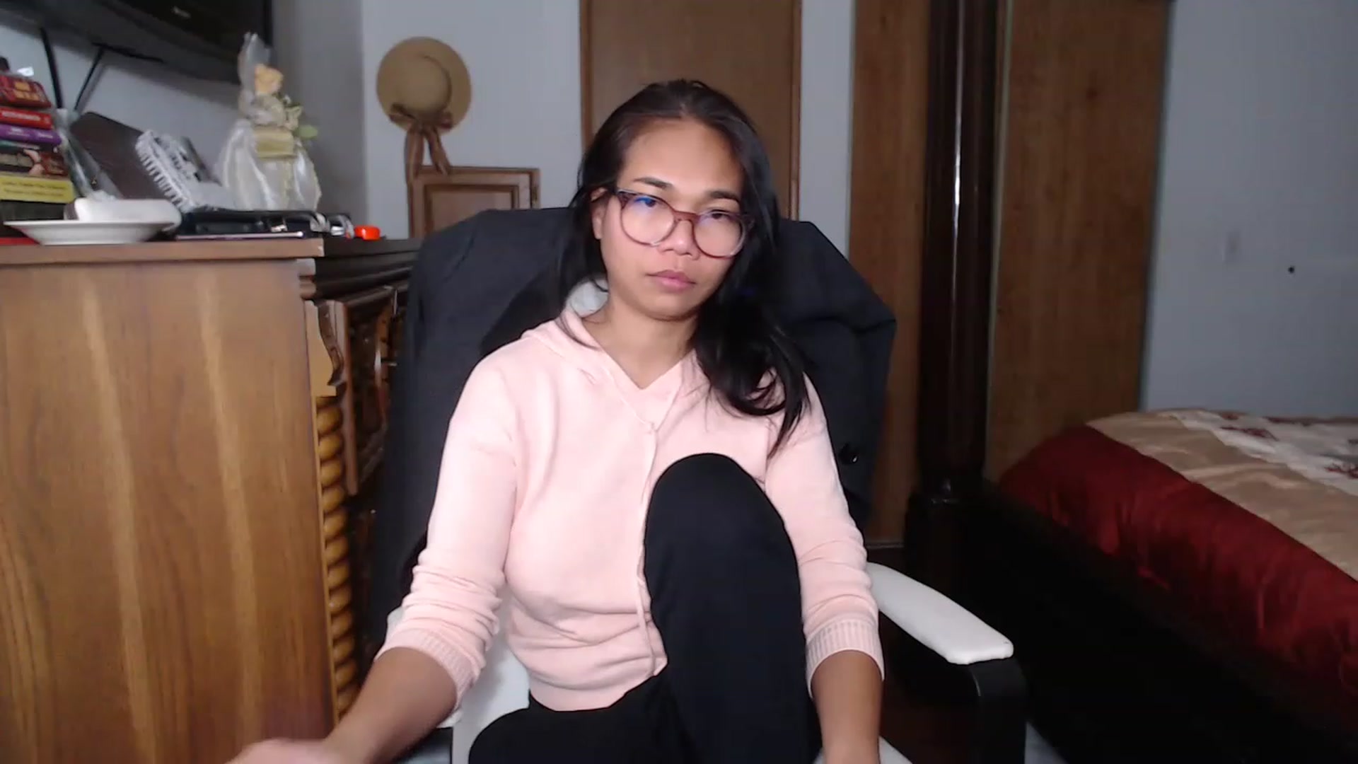 Gallery image thumbnail from Littlekai2023's myfreecams stream on, 11/23/2022, 02:09 image 13 of 20