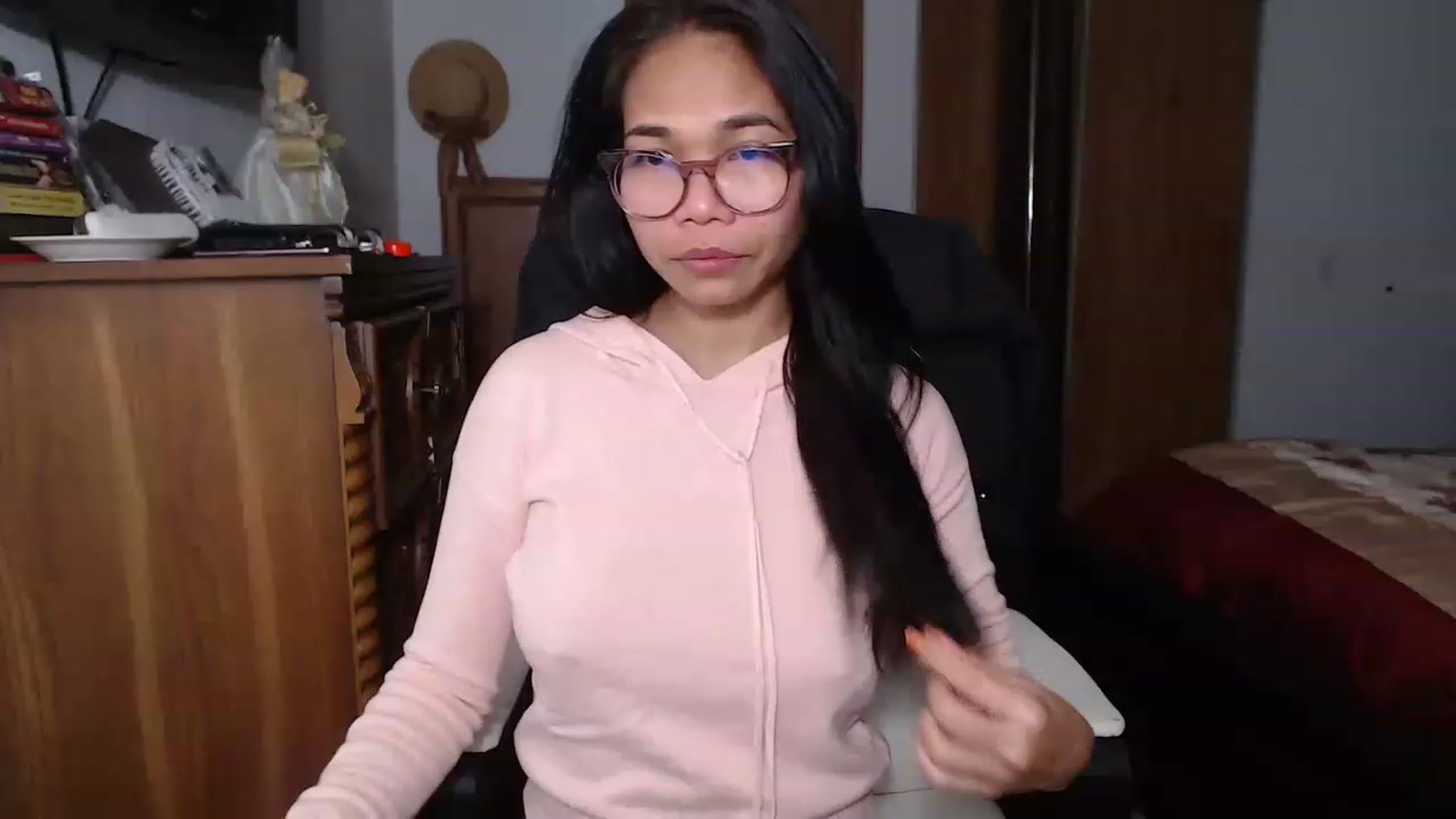 Gallery image thumbnail from Littlekai2023's myfreecams stream on, 11/23/2022, 02:09 image 20 of 20