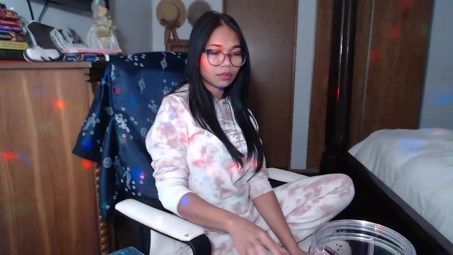 Gallery image thumbnail from Littlekai2023's myfreecams stream on, 11/25/2022, 04:27 image 16 of 20