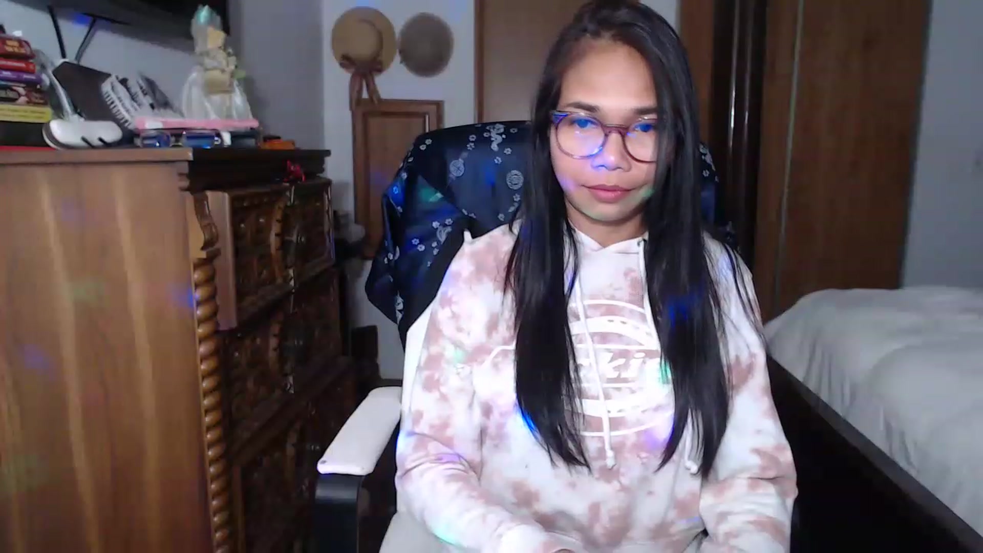 Gallery image thumbnail from Littlekai2023's myfreecams stream on, 11/25/2022, 05:58 image 13 of 20