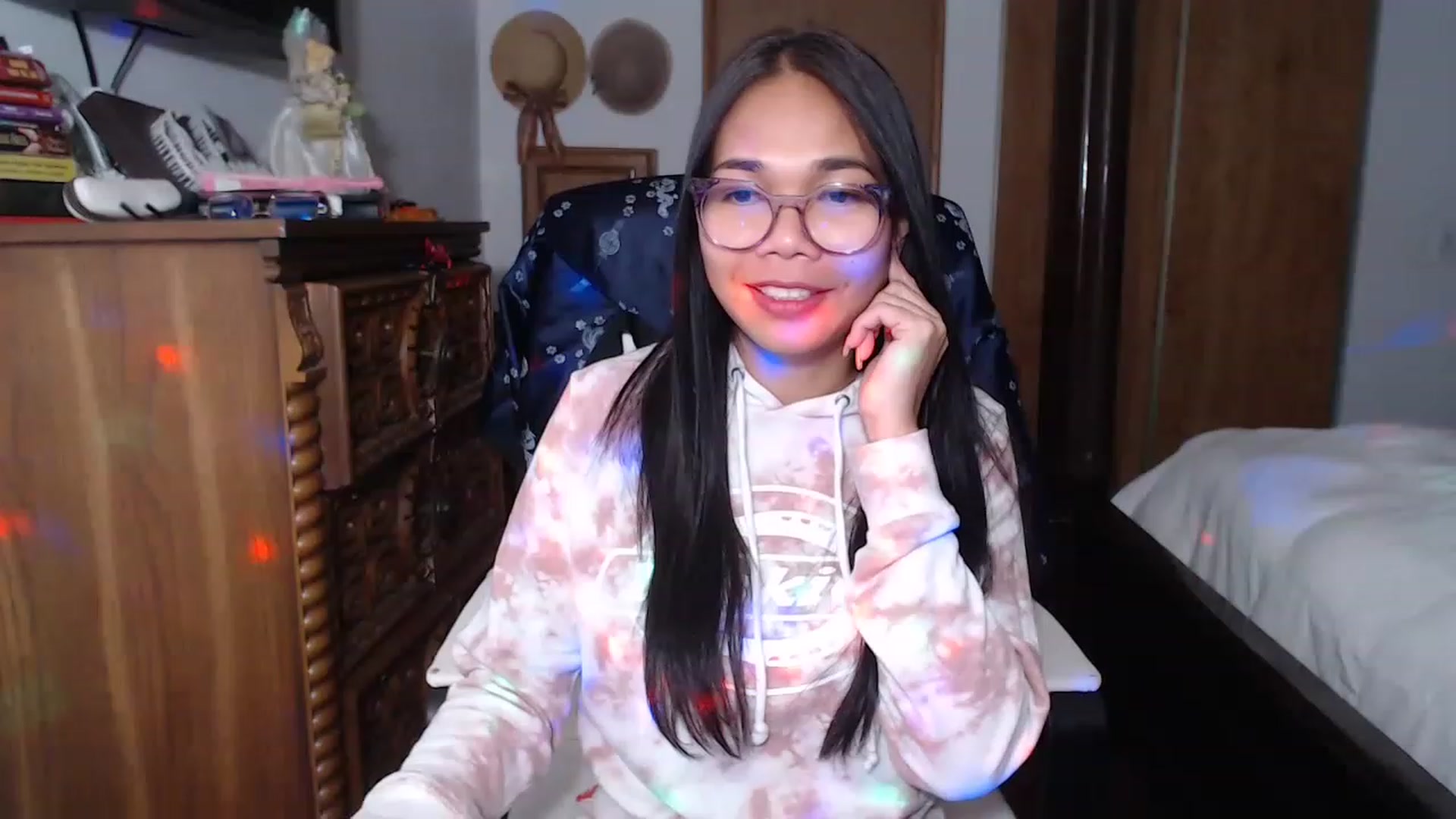 Gallery image thumbnail from Littlekai2023's myfreecams stream on, 11/25/2022, 05:58 image 1 of 20