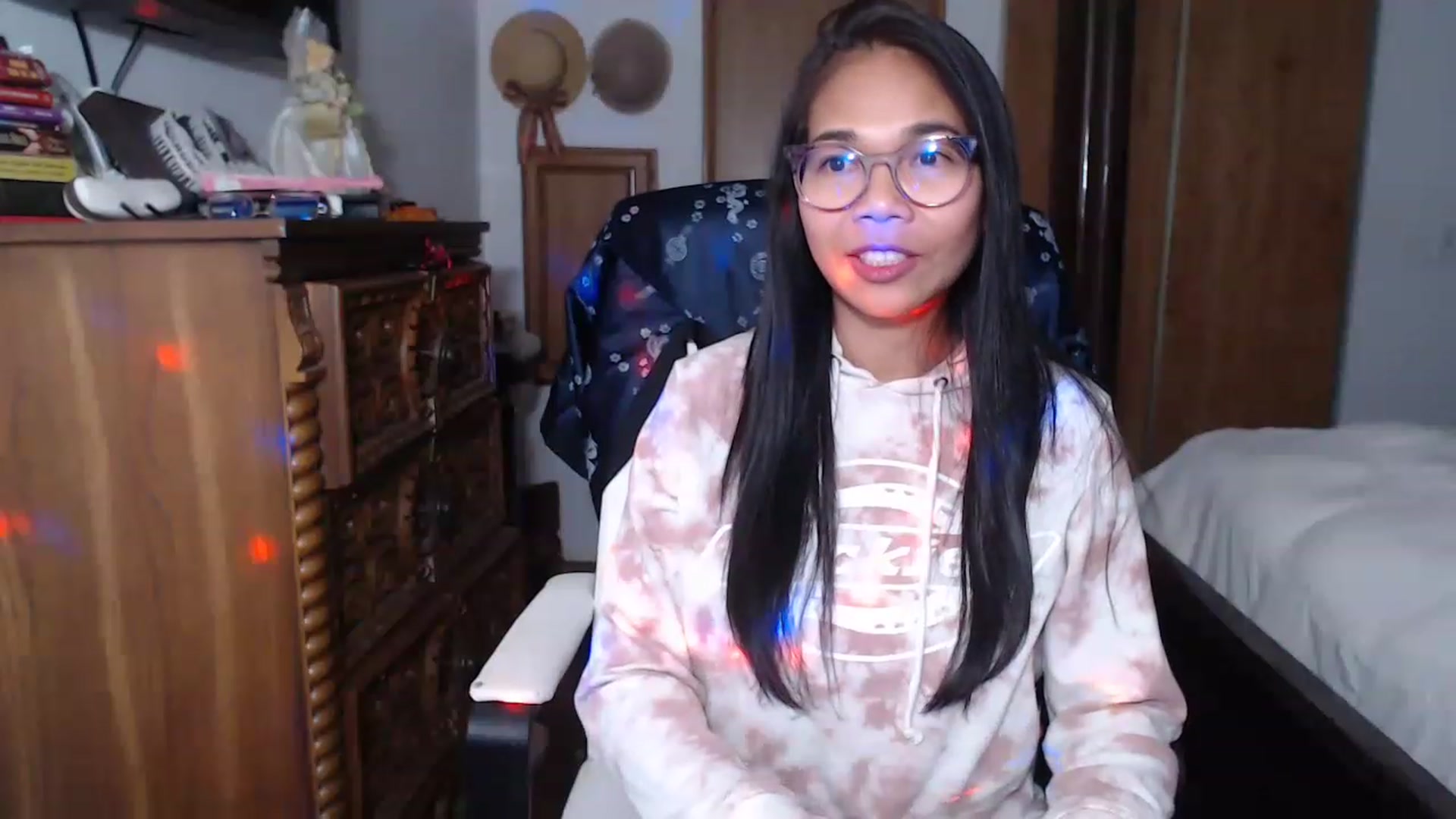 Gallery image thumbnail from Littlekai2023's myfreecams stream on, 11/25/2022, 05:58 image 10 of 20