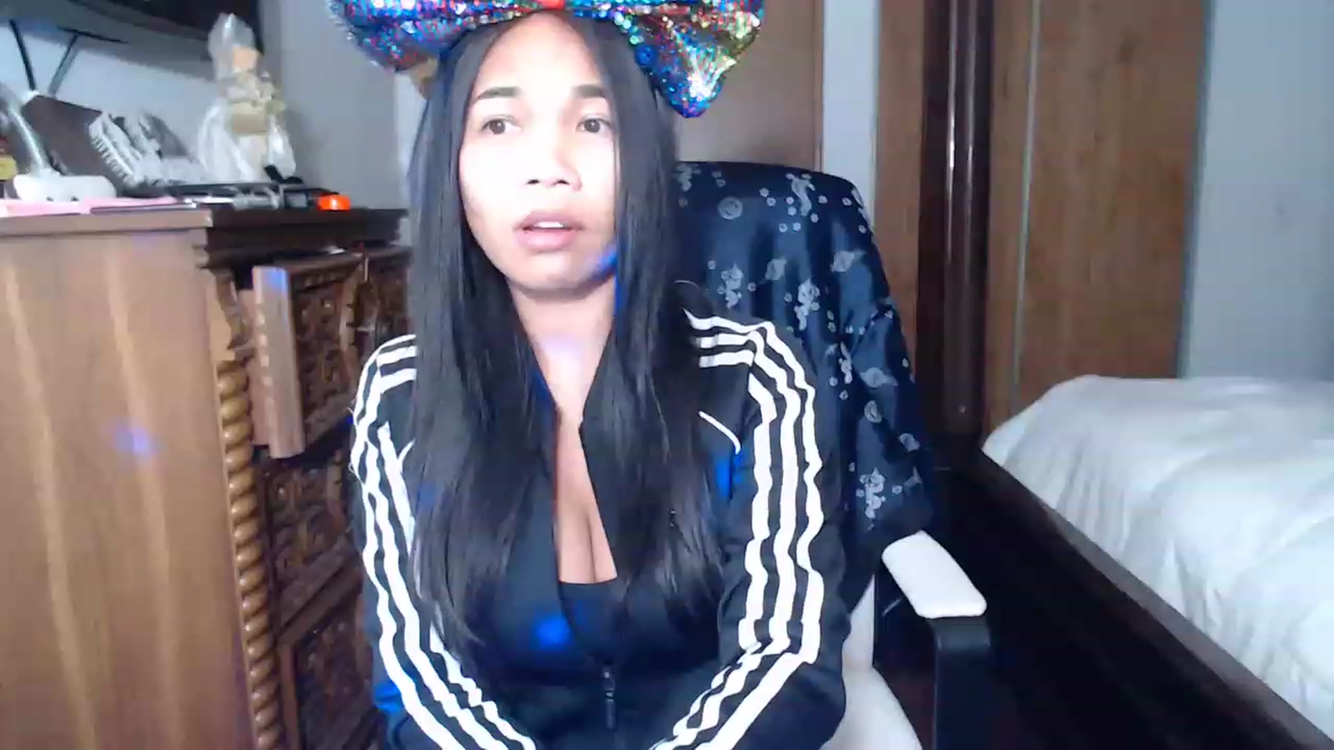 Gallery image thumbnail from Littlekai2023's myfreecams stream on, 11/26/2022, 03:14 image 12 of 20