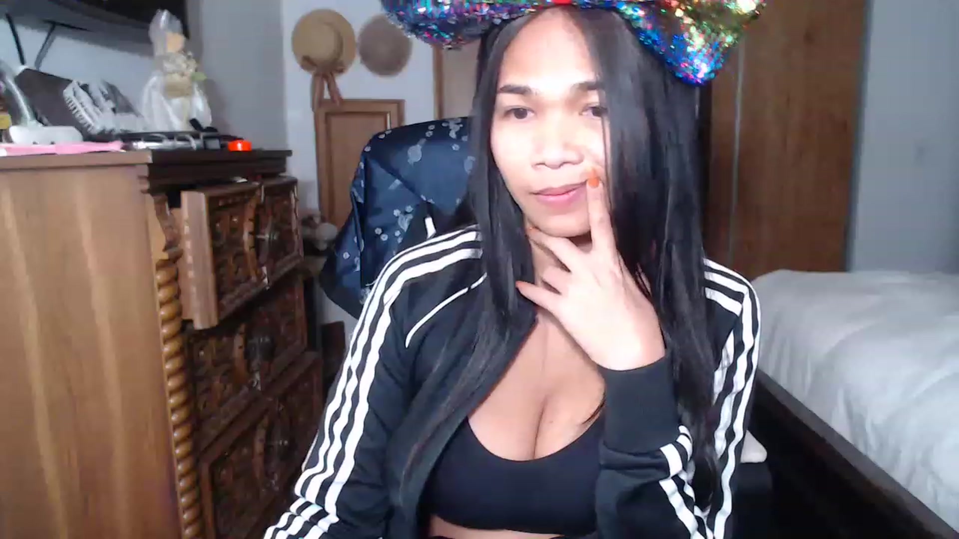 Gallery image thumbnail from Littlekai2023's myfreecams stream on, 11/26/2022, 03:14 image 11 of 20