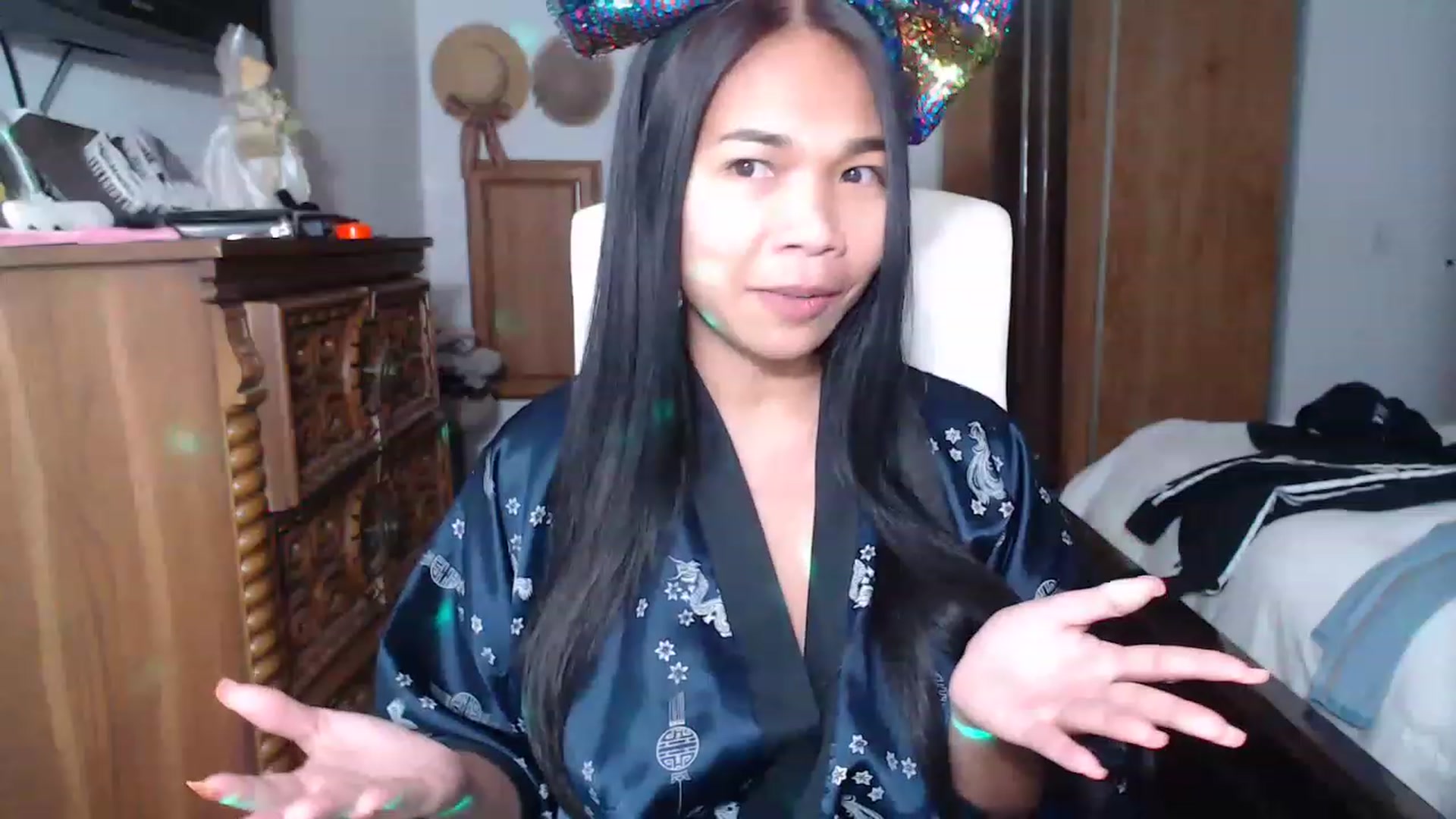 Gallery image thumbnail from Littlekai2023's myfreecams stream on, 11/26/2022, 05:07 image 8 of 20