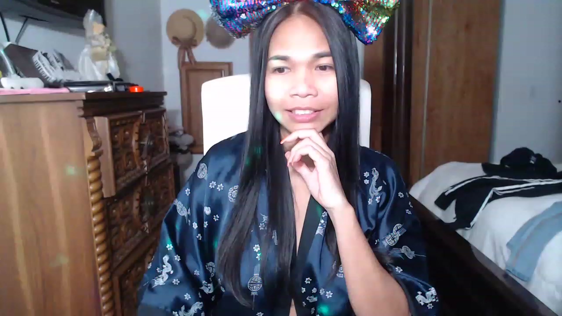 Gallery image thumbnail from Littlekai2023's myfreecams stream on, 11/26/2022, 05:07 image 13 of 20