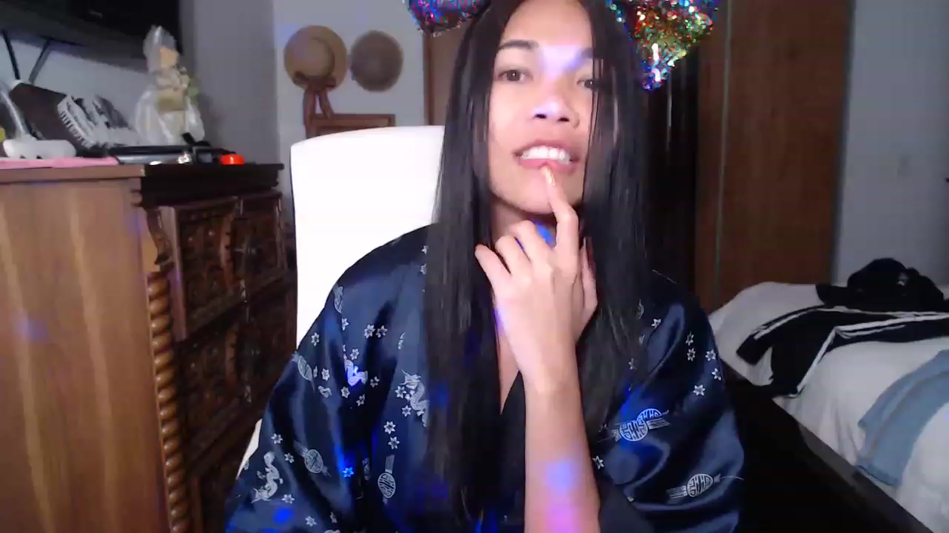 Gallery image thumbnail from Littlekai2023's myfreecams stream on, 11/26/2022, 06:54 image 2 of 20