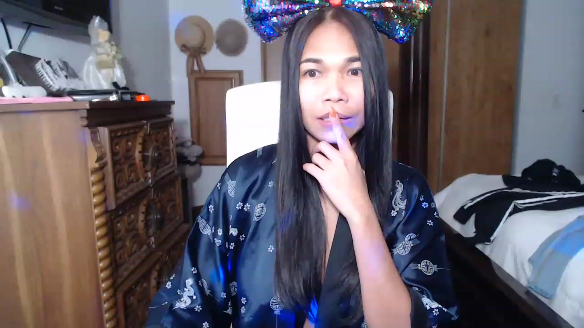 Gallery image thumbnail from Littlekai2023's myfreecams stream on, 11/26/2022, 06:54 image 15 of 20