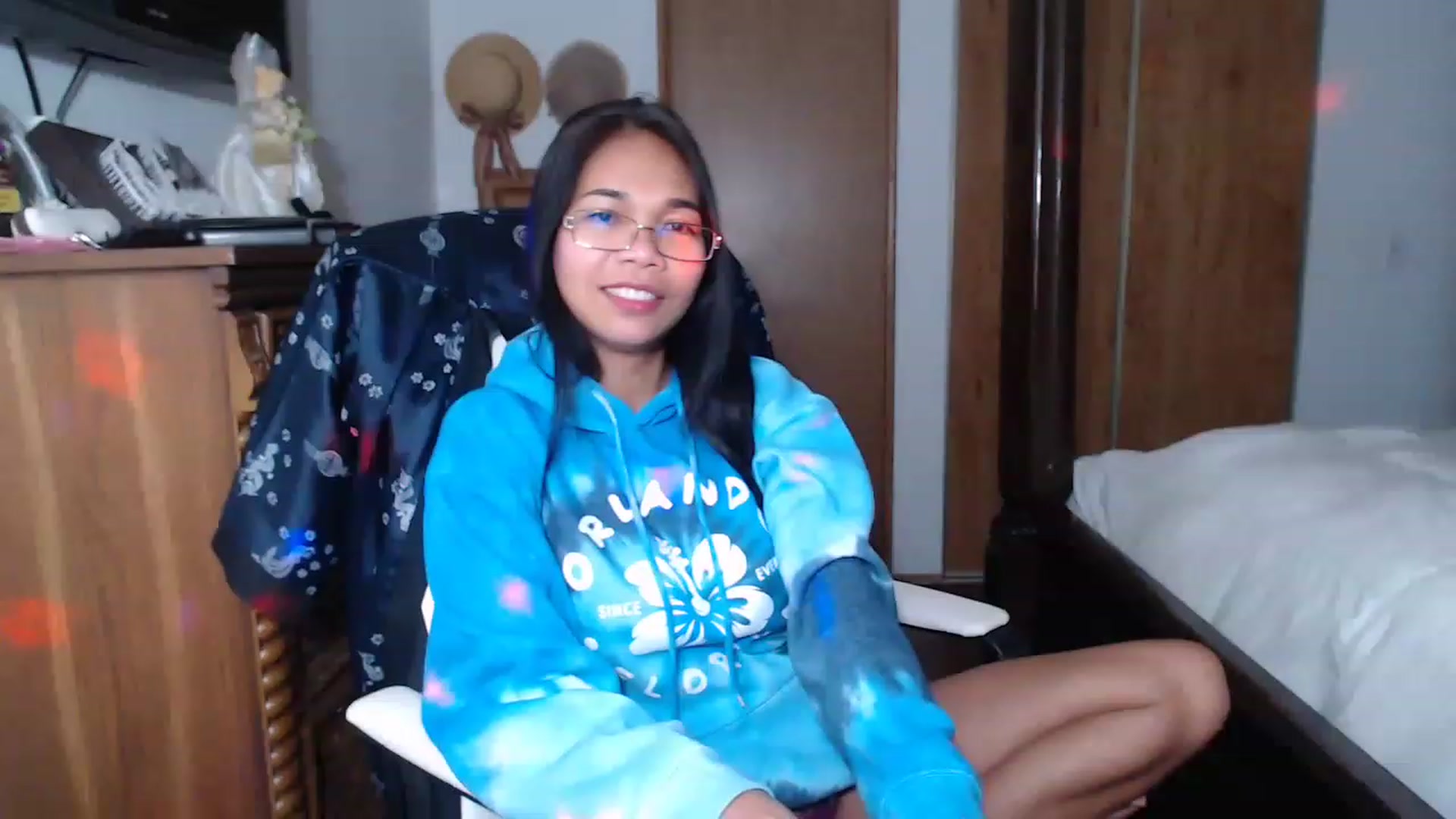 Gallery image thumbnail from Littlekai2023's myfreecams stream on, 11/27/2022, 06:06 image 5 of 20
