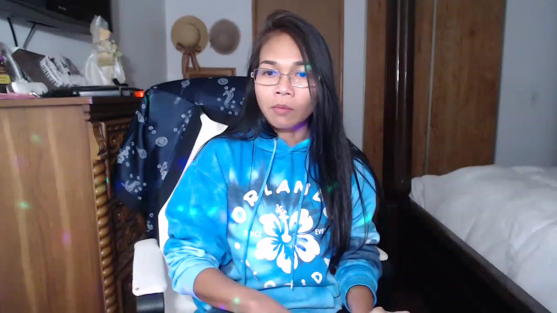 Gallery image thumbnail from Littlekai2023's myfreecams stream on, 11/27/2022, 06:06 image 16 of 20