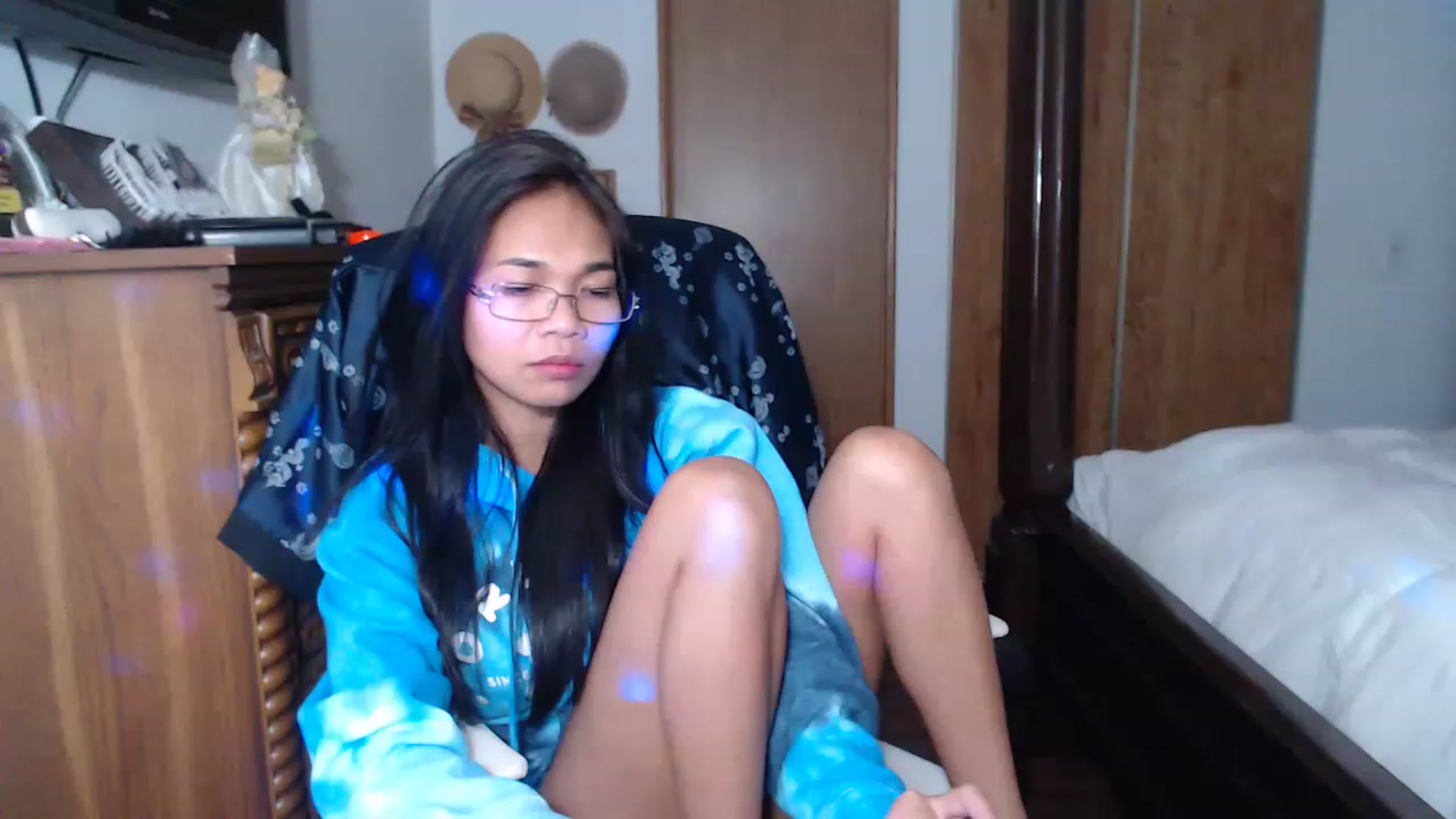 Gallery image thumbnail from Littlekai2023's myfreecams stream on, 11/27/2022, 06:06 image 6 of 20