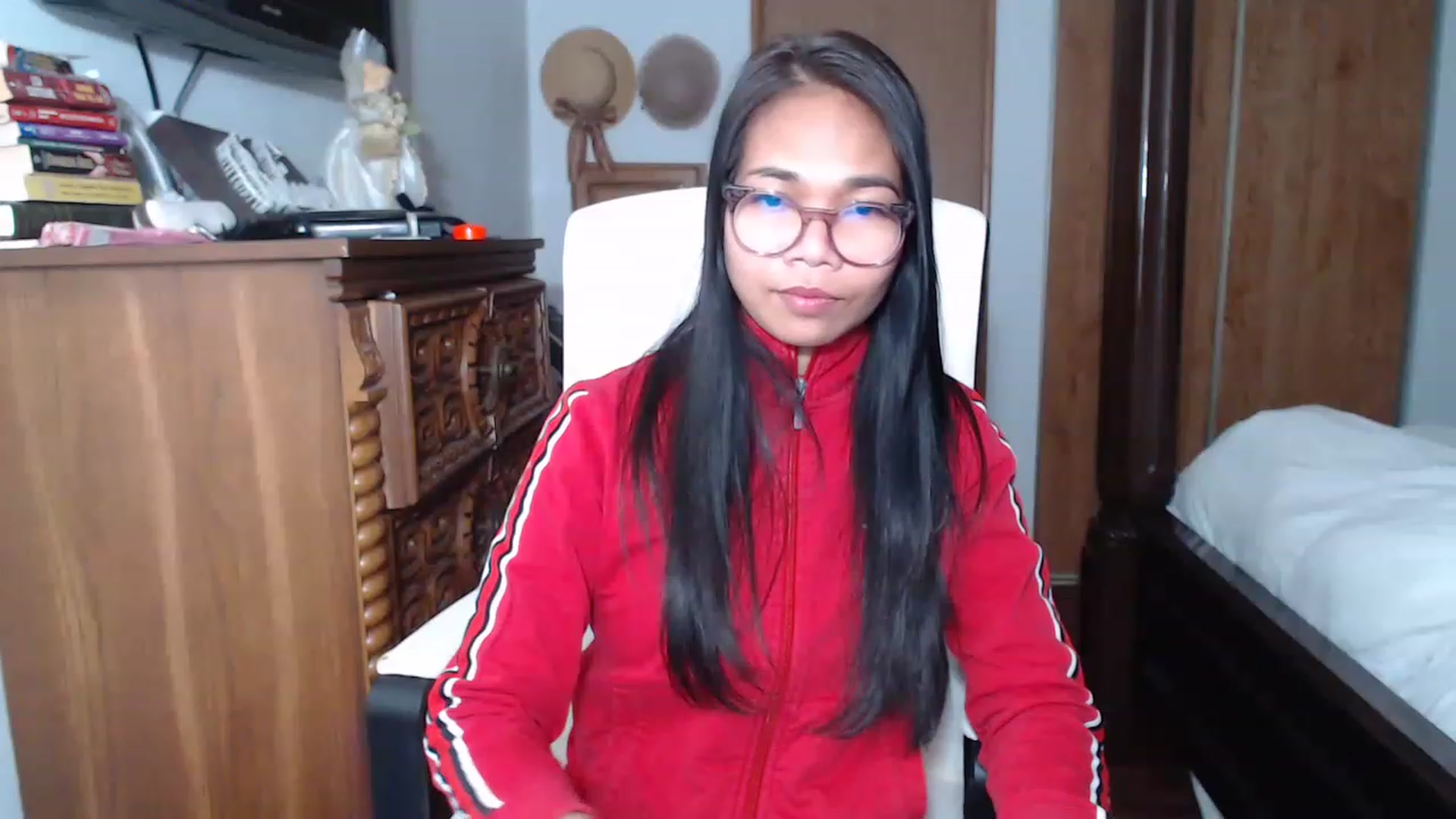 Gallery image thumbnail from Littlekai2023's myfreecams stream on, 12/01/2022, 02:28 image 15 of 20