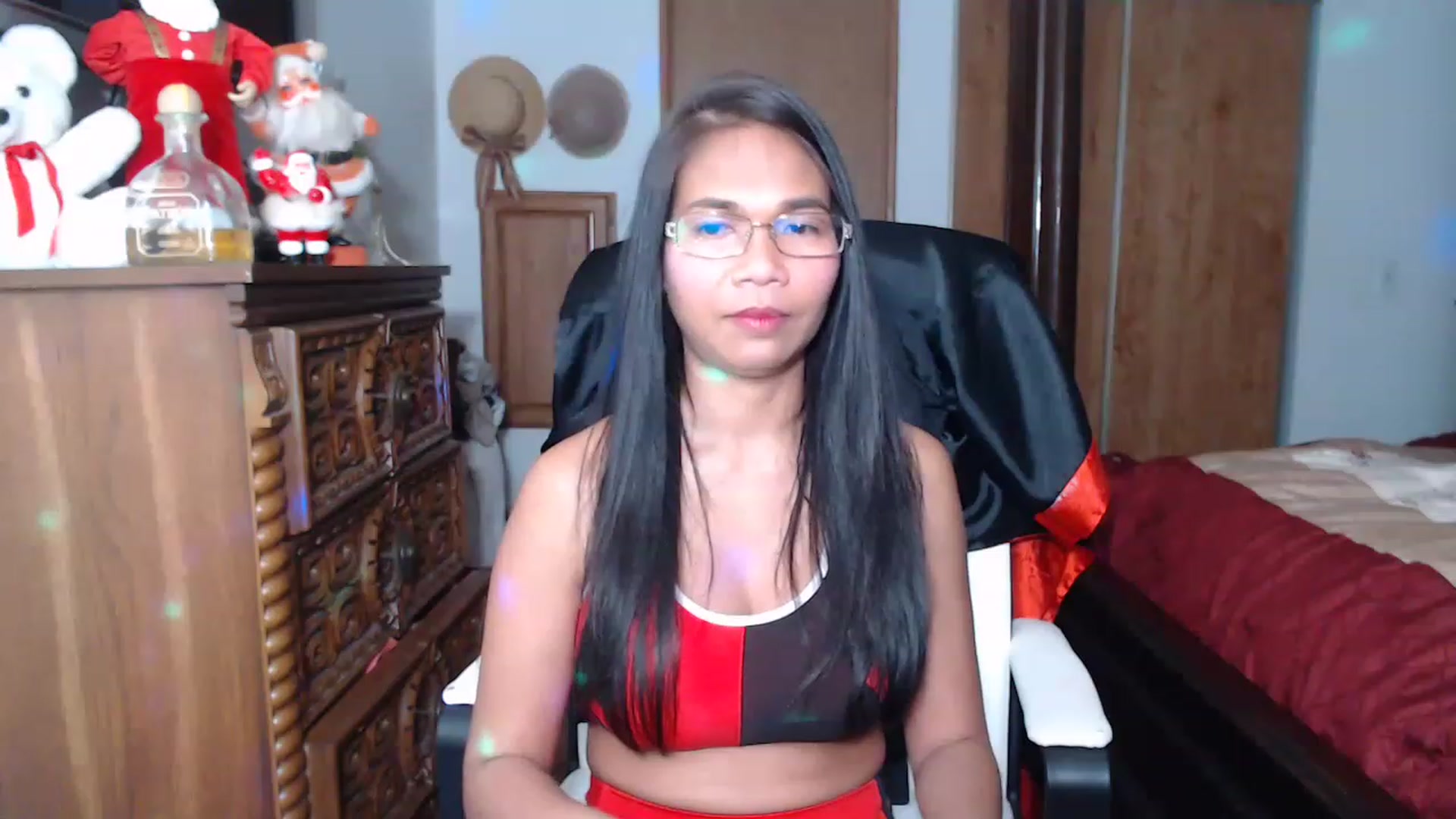 Gallery image thumbnail from Littlekai2023's myfreecams stream on, 12/15/2022, 03:30 image 4 of 20