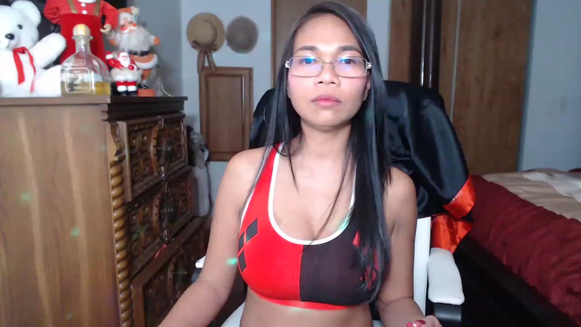 Gallery image thumbnail from Littlekai2023's myfreecams stream on, 12/15/2022, 03:30 image 14 of 20